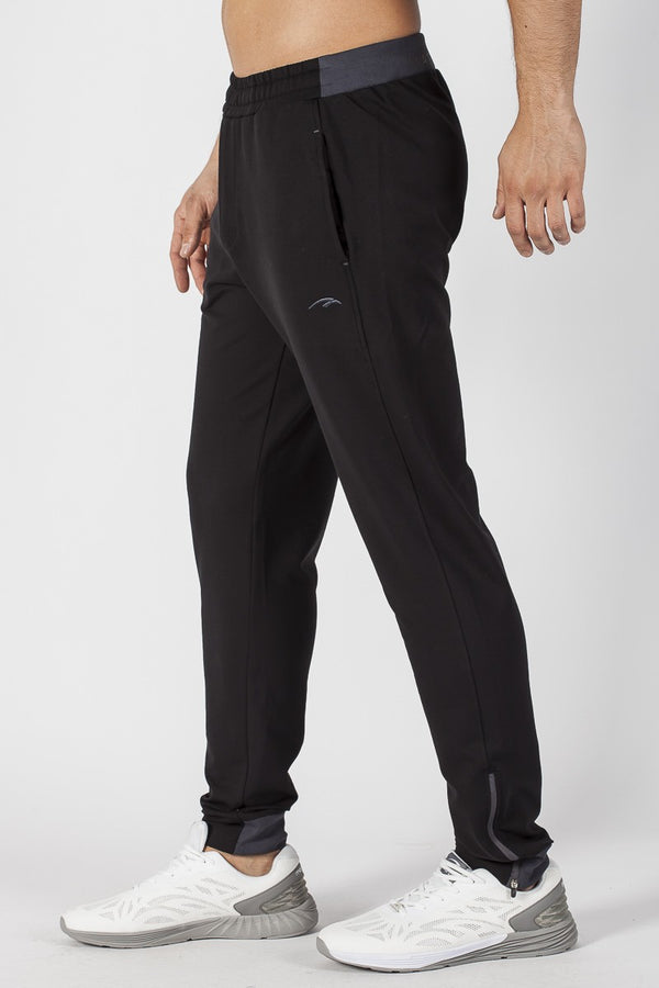 SlimFit Erkek Dar Paça Siyah Eşofman Altı