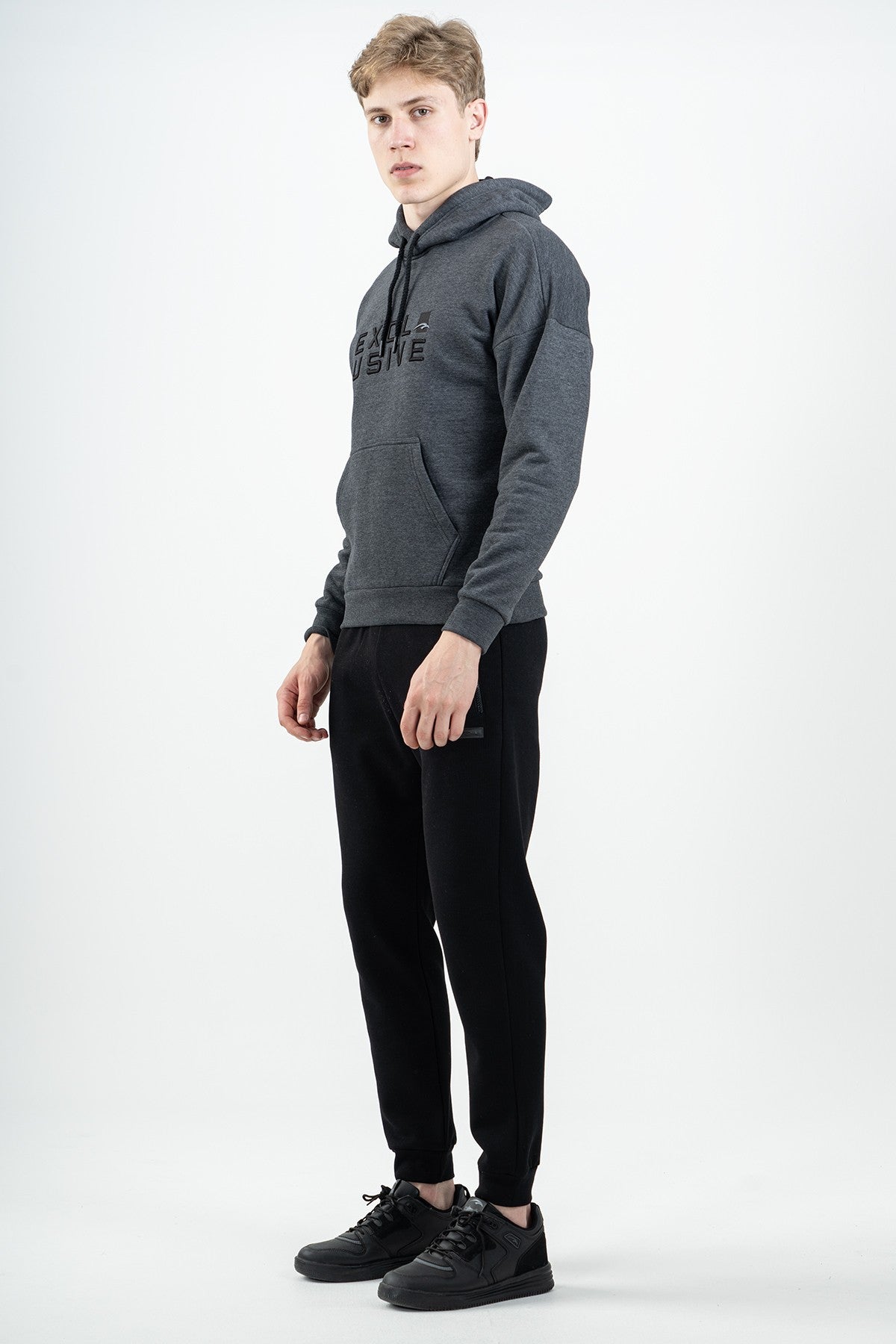 Comfort Erkek Kapüşonlu Siyah Sweatshirt