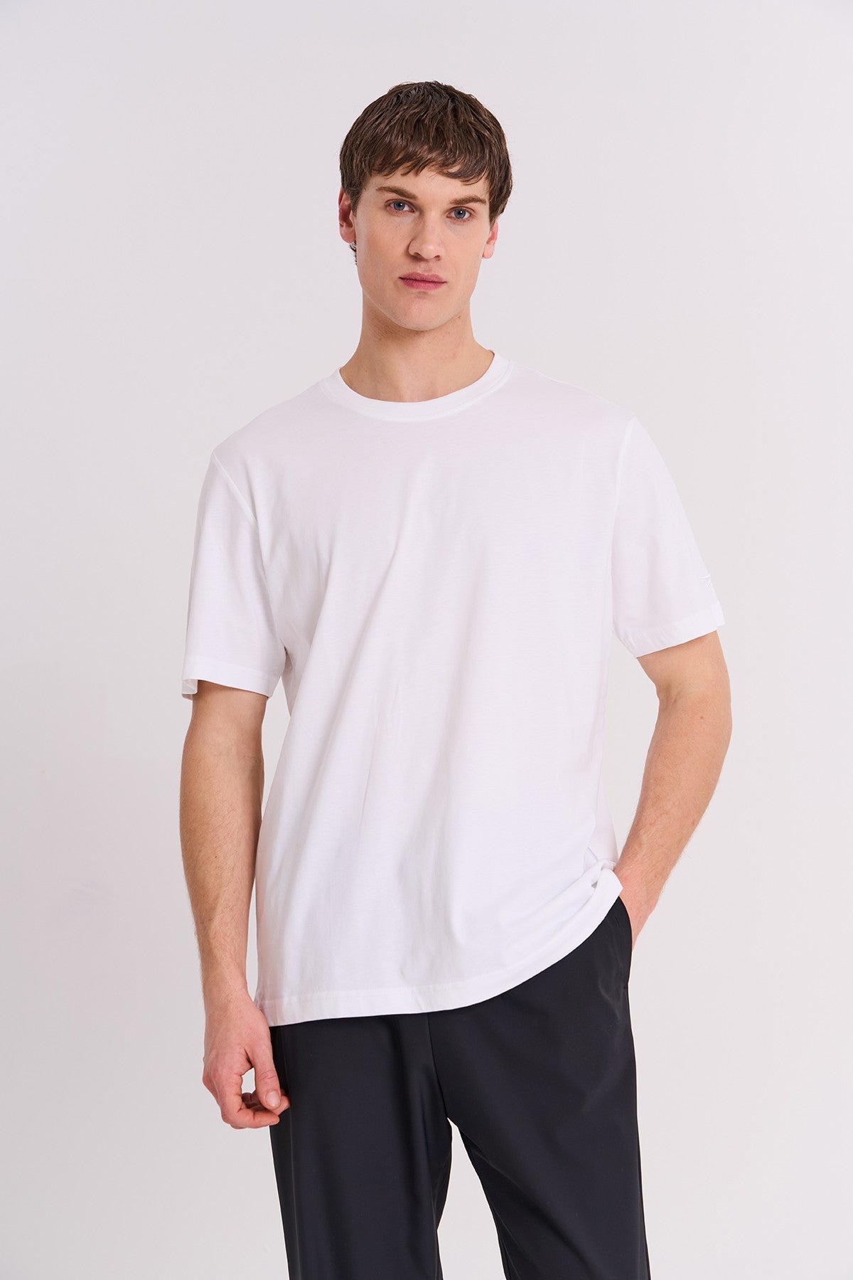 Comfort Erkek Bisiklet Yaka Beyaz T-shirt