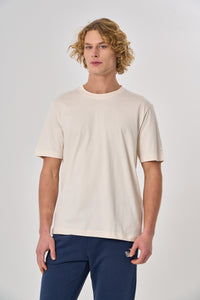 Ekru