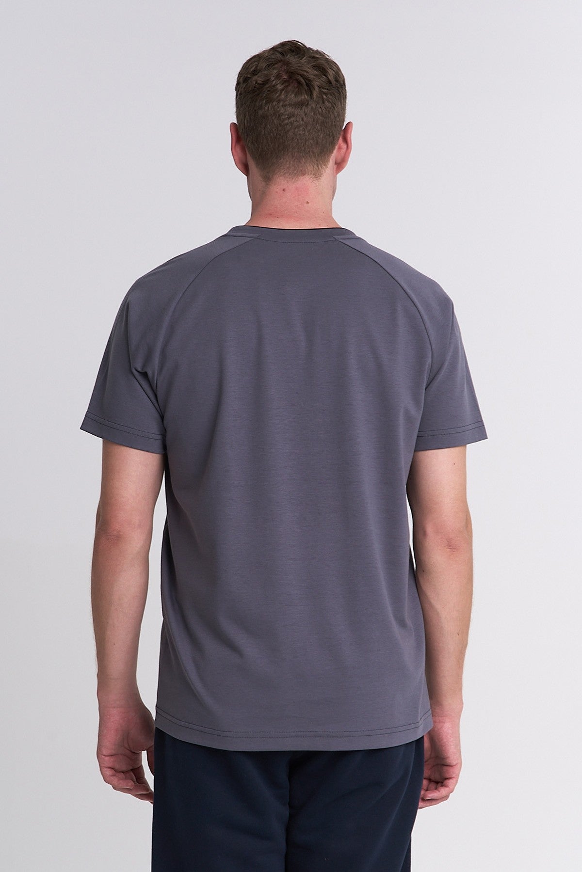 Erkek Bisiklet Yaka Koyu Gri T-shirt