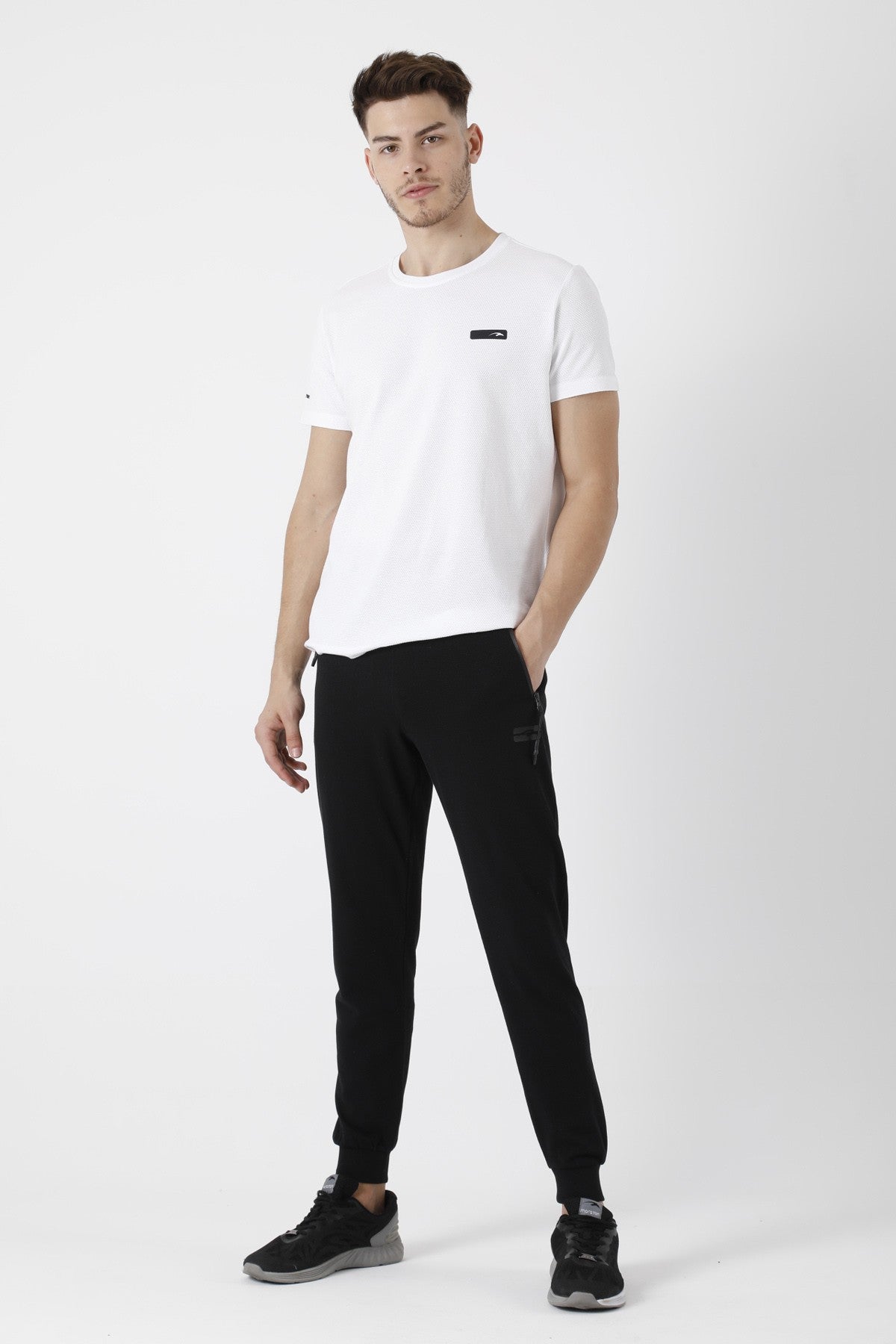 SlimFit Erkek Siyah Eşofman Altı