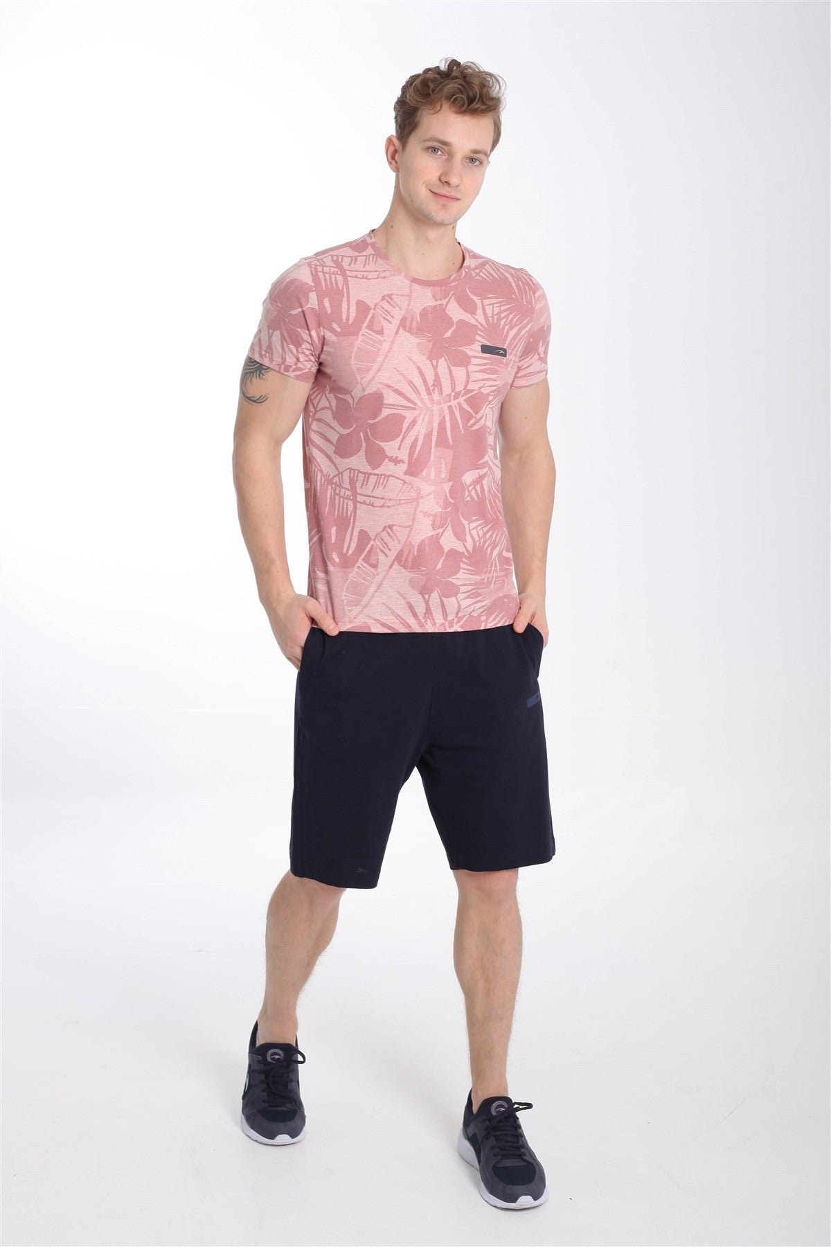 Regular Erkek Bisiklet Yaka Pembe T-shirt