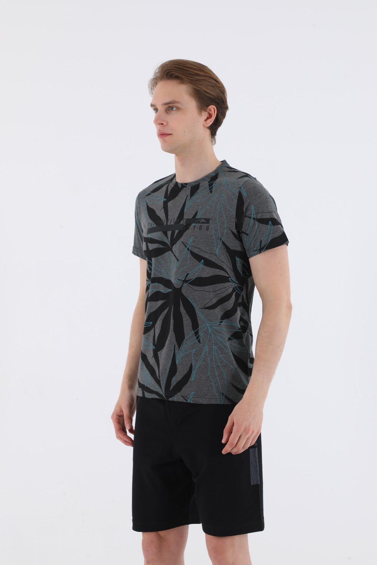 Regular Erkek Bisiklet Yaka Siyah T-shirt