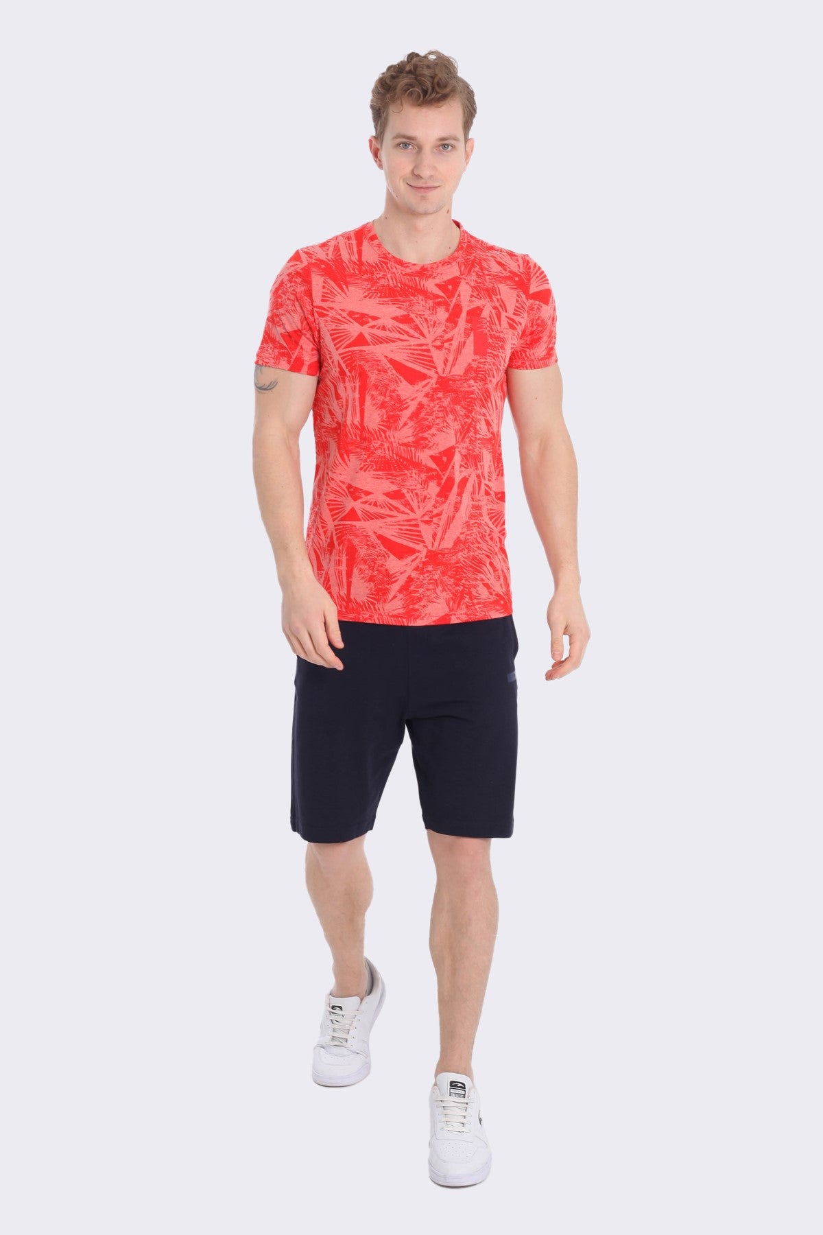 Regular Erkek Bisiklet Yaka Kırmızı T-shirt
