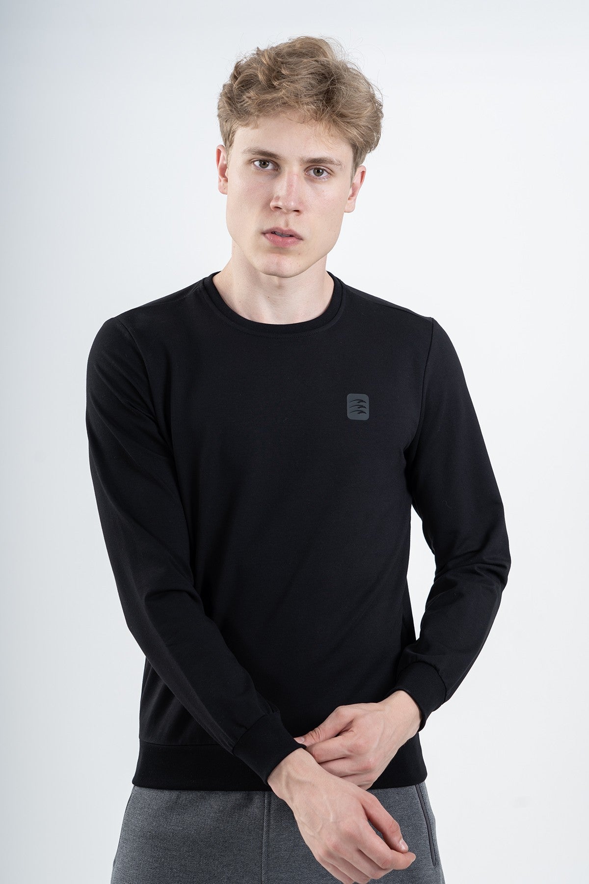 Regular Erkek Bisiklet Yaka Siyah Sweatshirt
