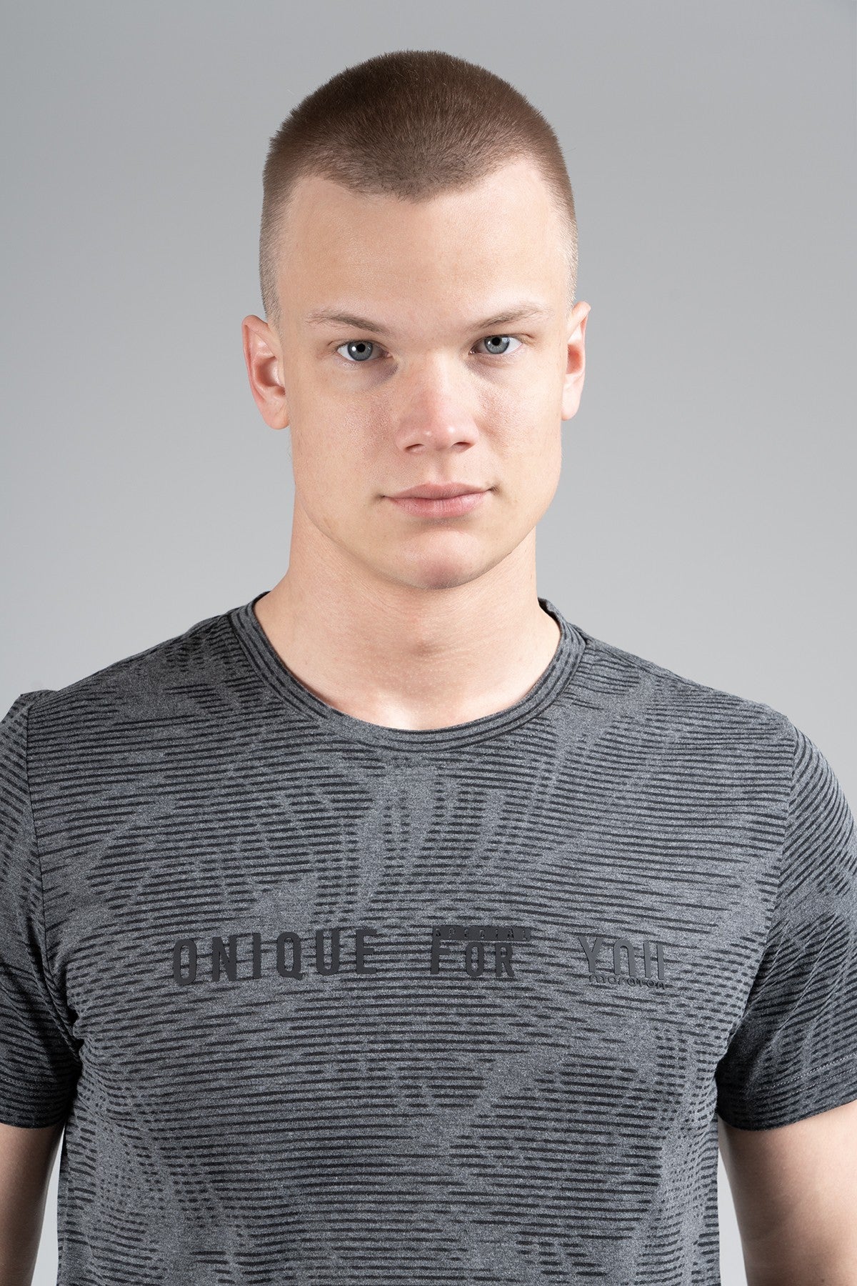 Regular Erkek Bisiklet Yaka Siyah T-shirt