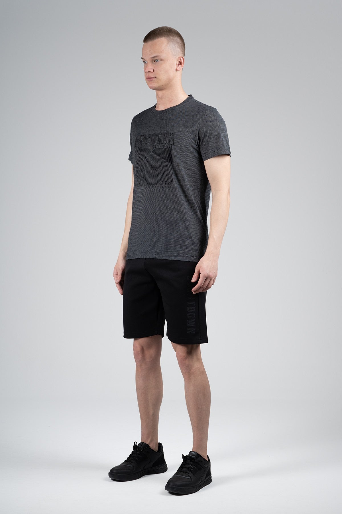 Regular Erkek Bisiklet Yaka Siyah T-shirt