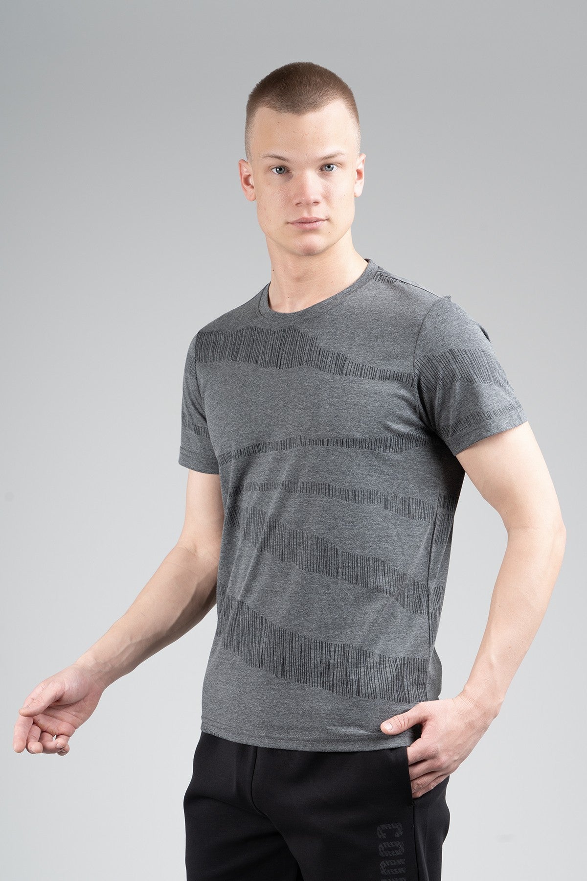 Regular Erkek Bisiklet Yaka Siyah T-shirt