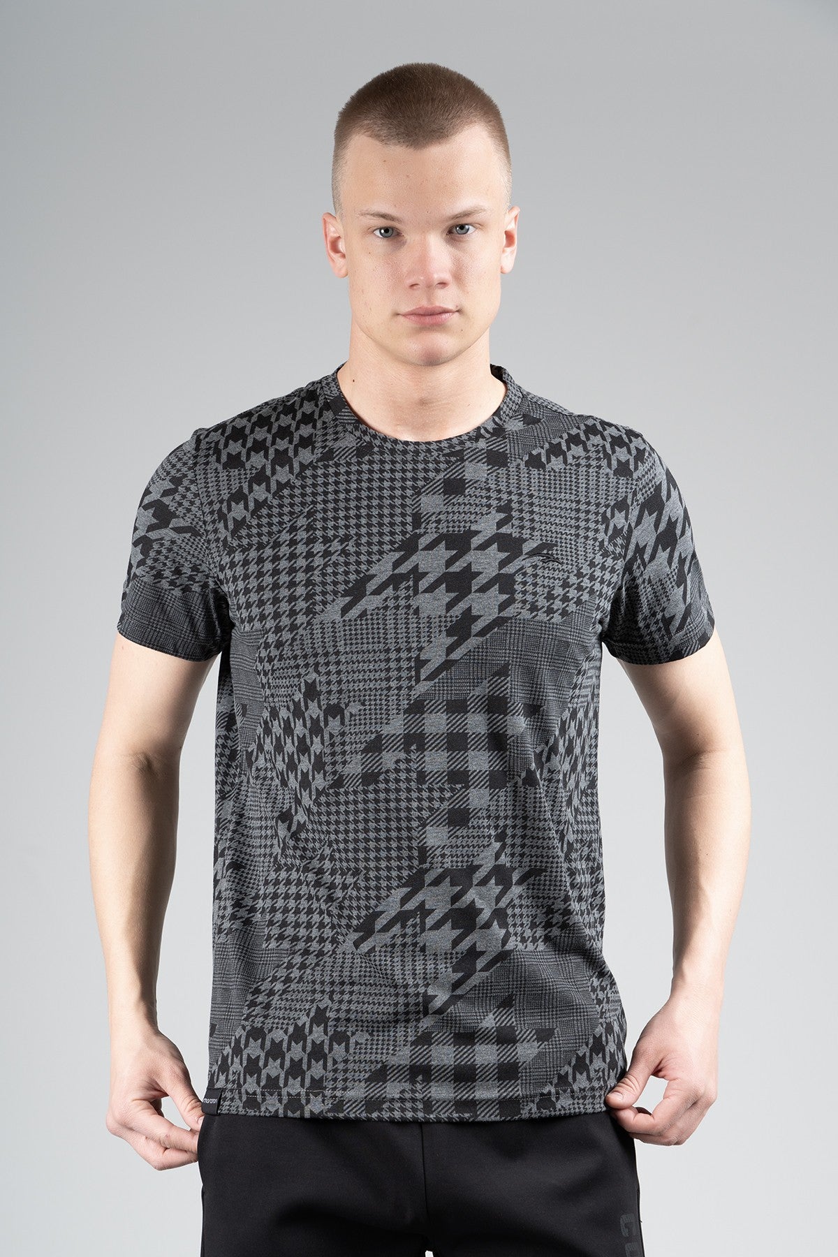 Regular Erkek Bisiklet Yaka Siyah T-shirt