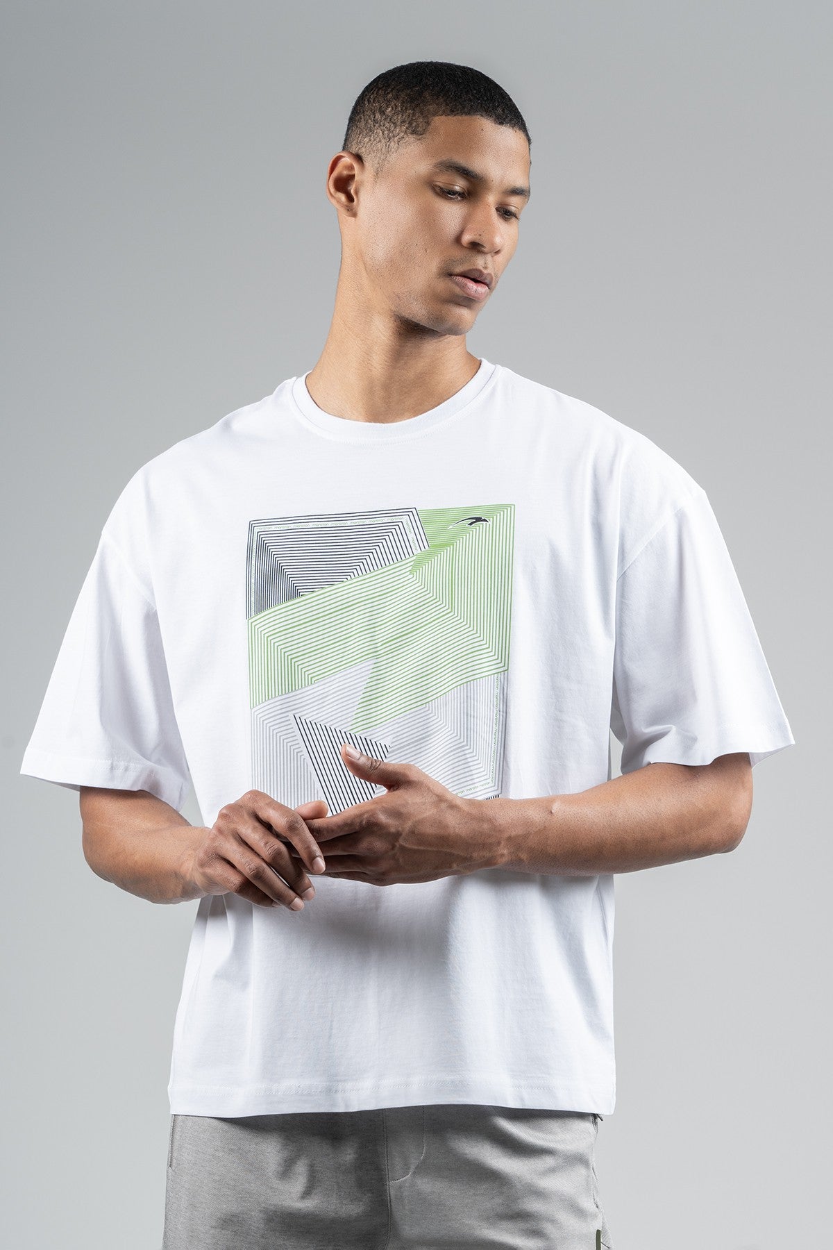 Oversize Erkek Bisiklet Yaka Beyaz T-shirt