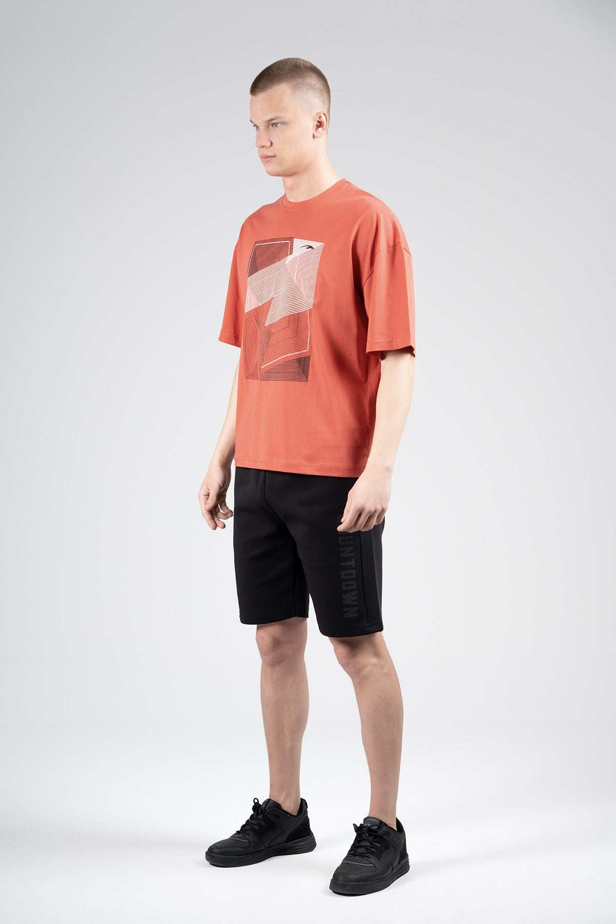 Oversize Erkek Bisiklet Yaka Kiremit T-shirt
