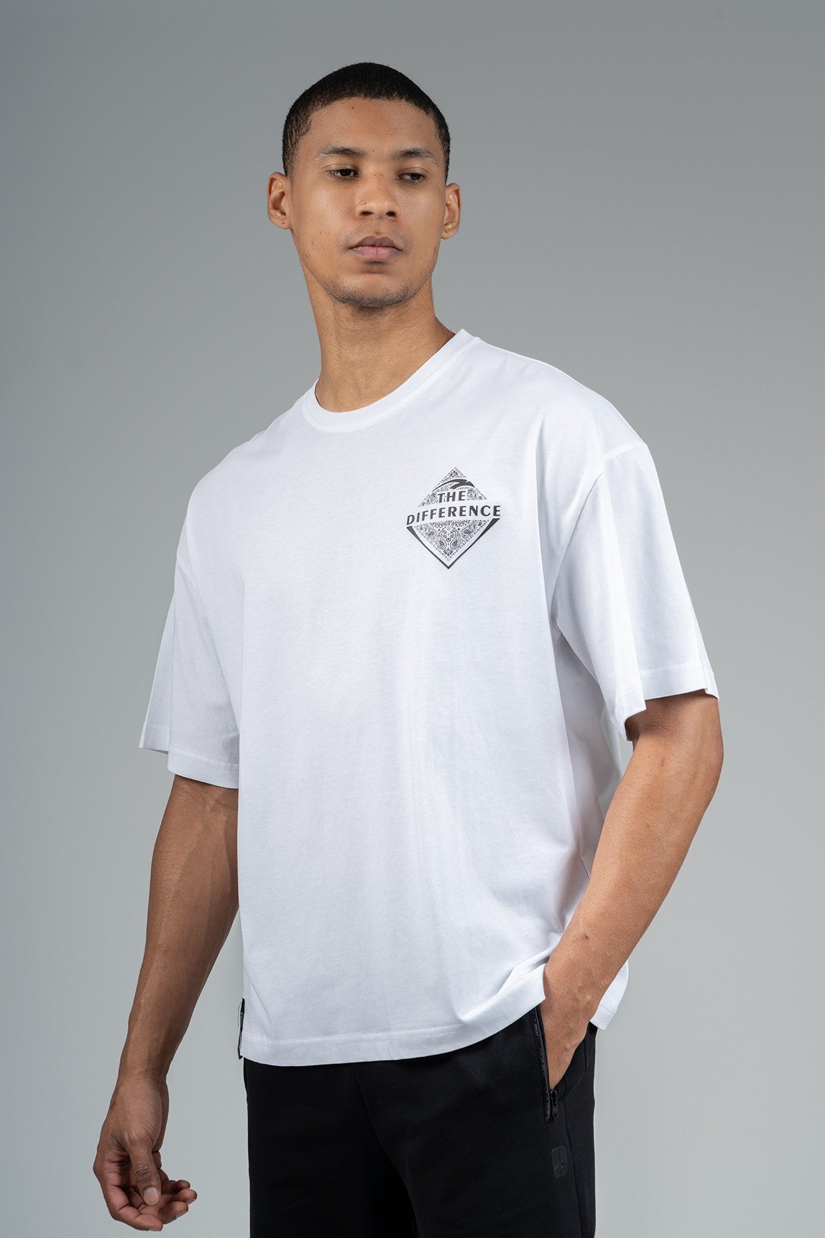 Oversize Erkek Bisiklet Yaka Beyaz T-shirt