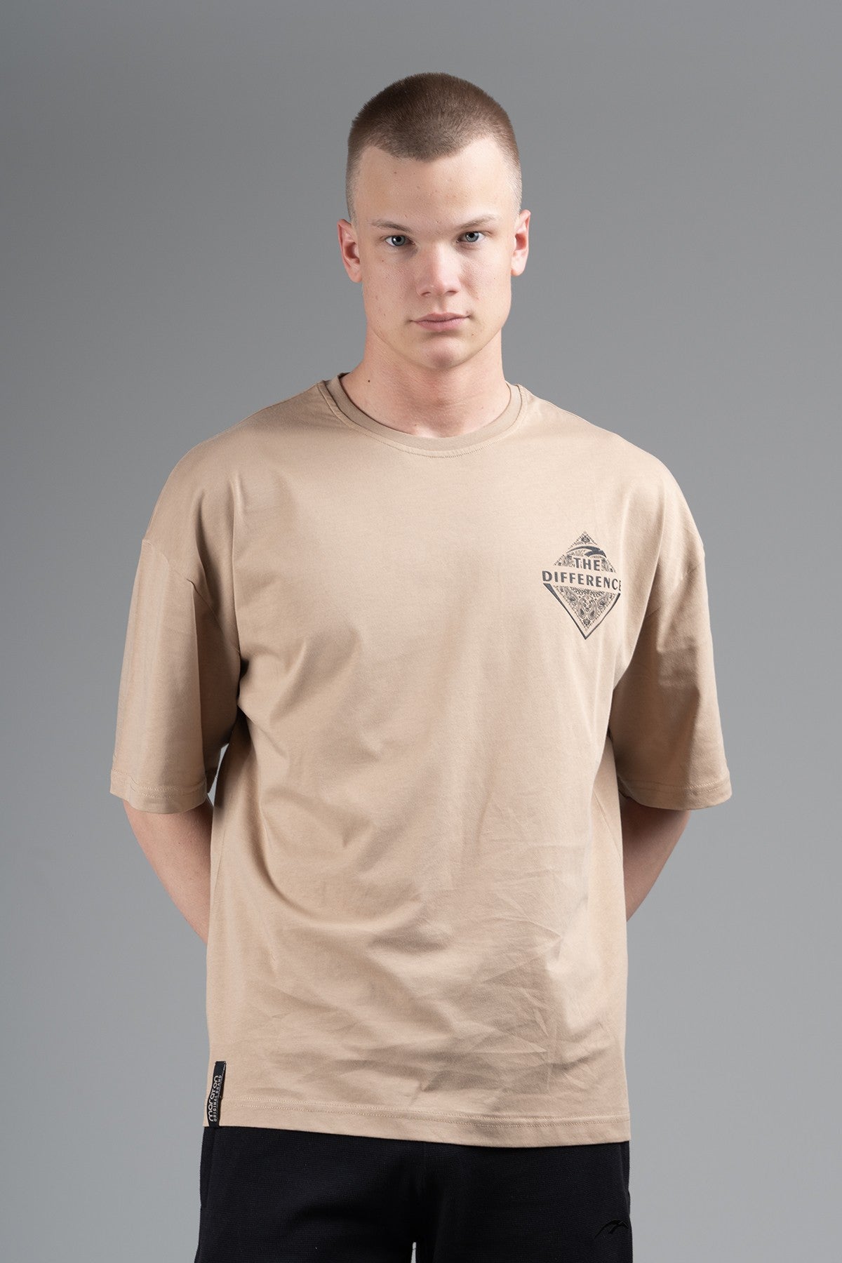 Oversize Erkek Bisiklet Yaka Bej T-shirt