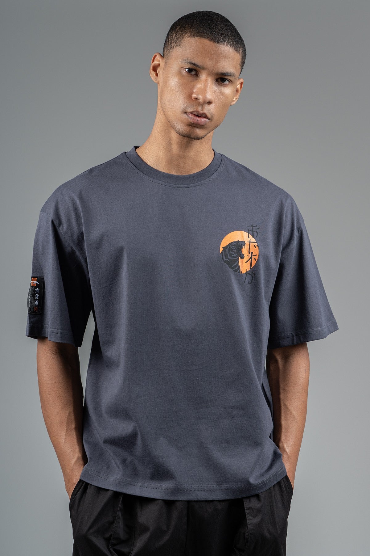 Oversize Erkek Bisiklet Yaka Antrasit T-shirt