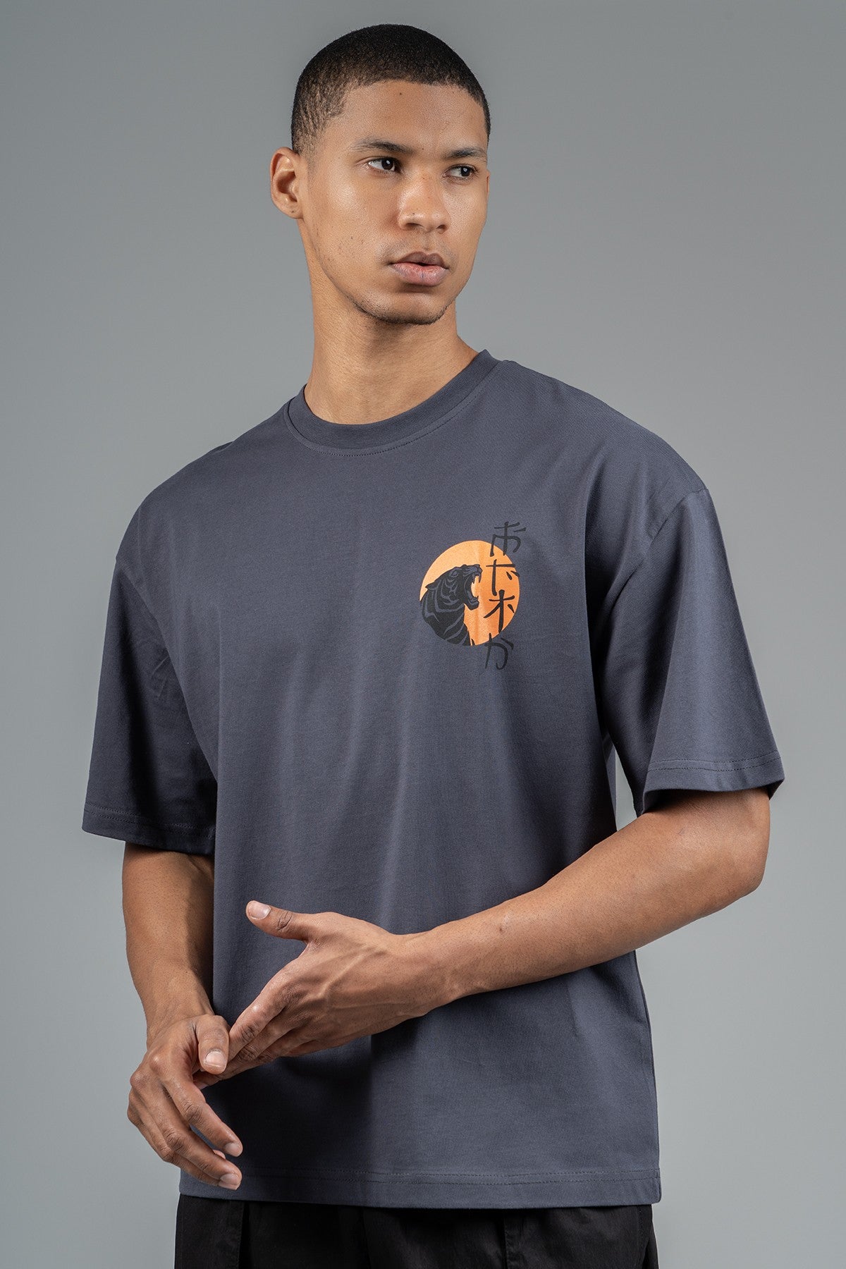 Oversize Erkek Bisiklet Yaka Antrasit T-shirt