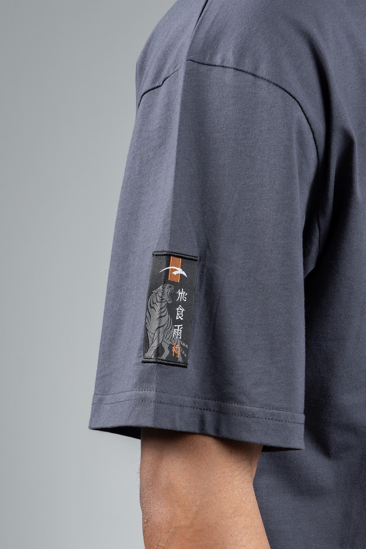 Oversize Erkek Bisiklet Yaka Antrasit T-shirt
