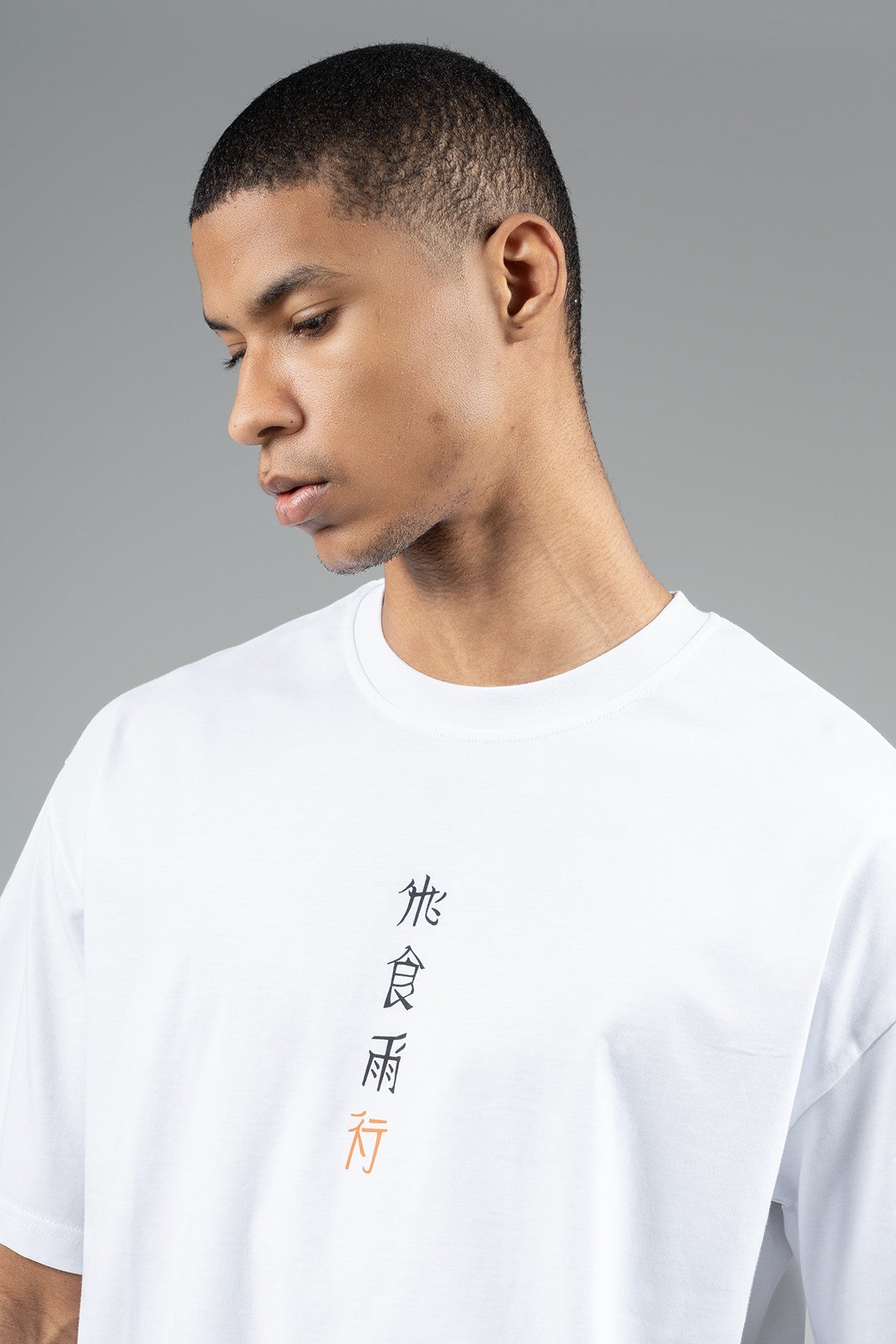 Oversize Erkek Bisiklet Yaka Beyaz T-shirt