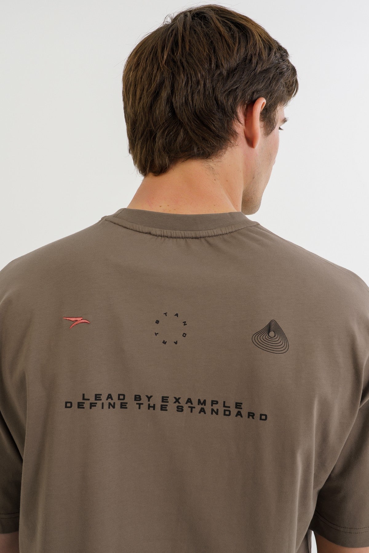 Oversize Erkek Bisiklet Yaka Kahverengi T-shirt