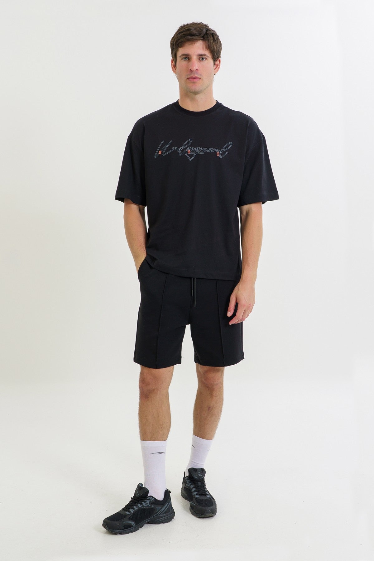 Oversize Erkek Bisiklet Yaka Siyah T-shirt