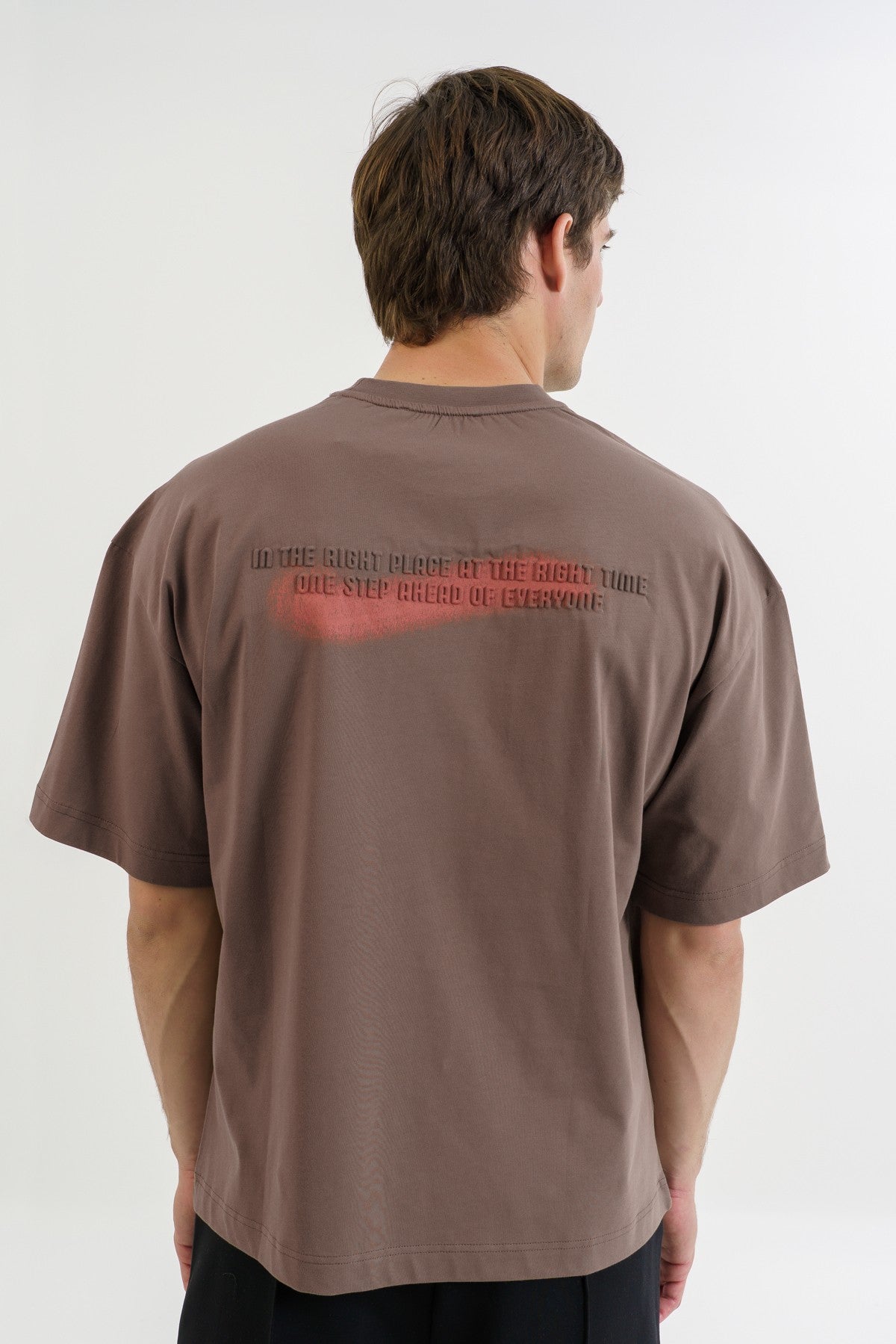 Oversize Erkek Bisiklet Yaka Kahverengi T-shirt
