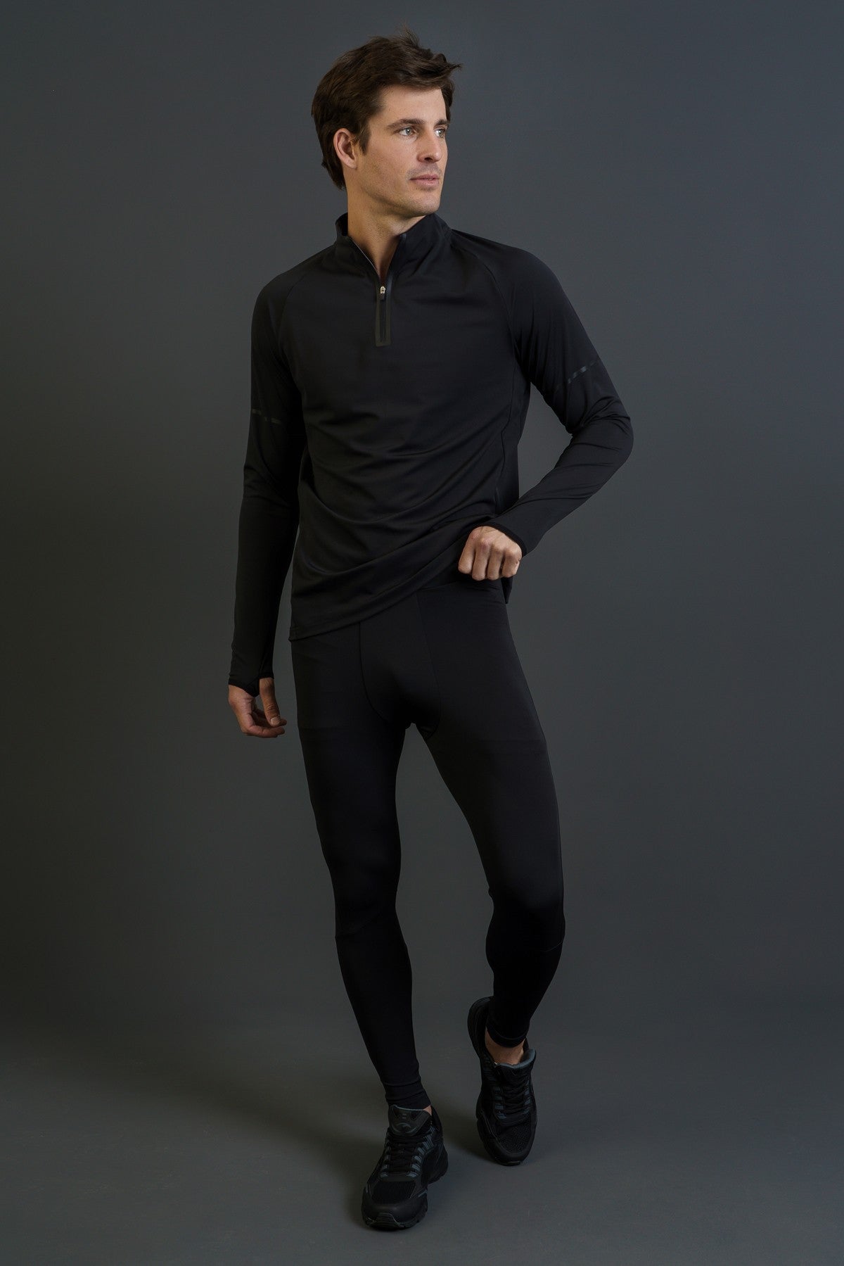 SlimFit Erkek Dik Yaka Siyah Sweatshirt