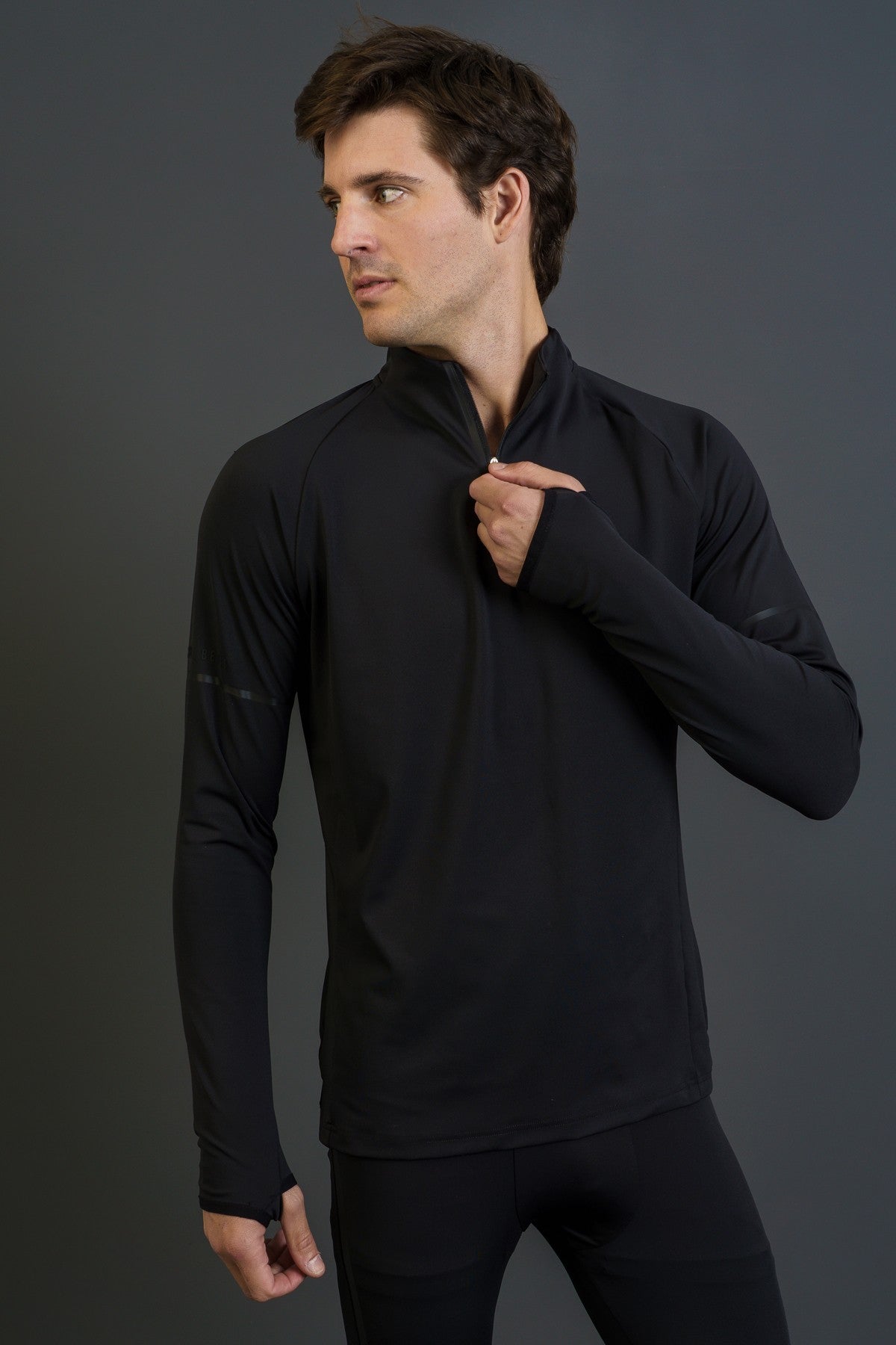 SlimFit Erkek Dik Yaka Siyah Sweatshirt