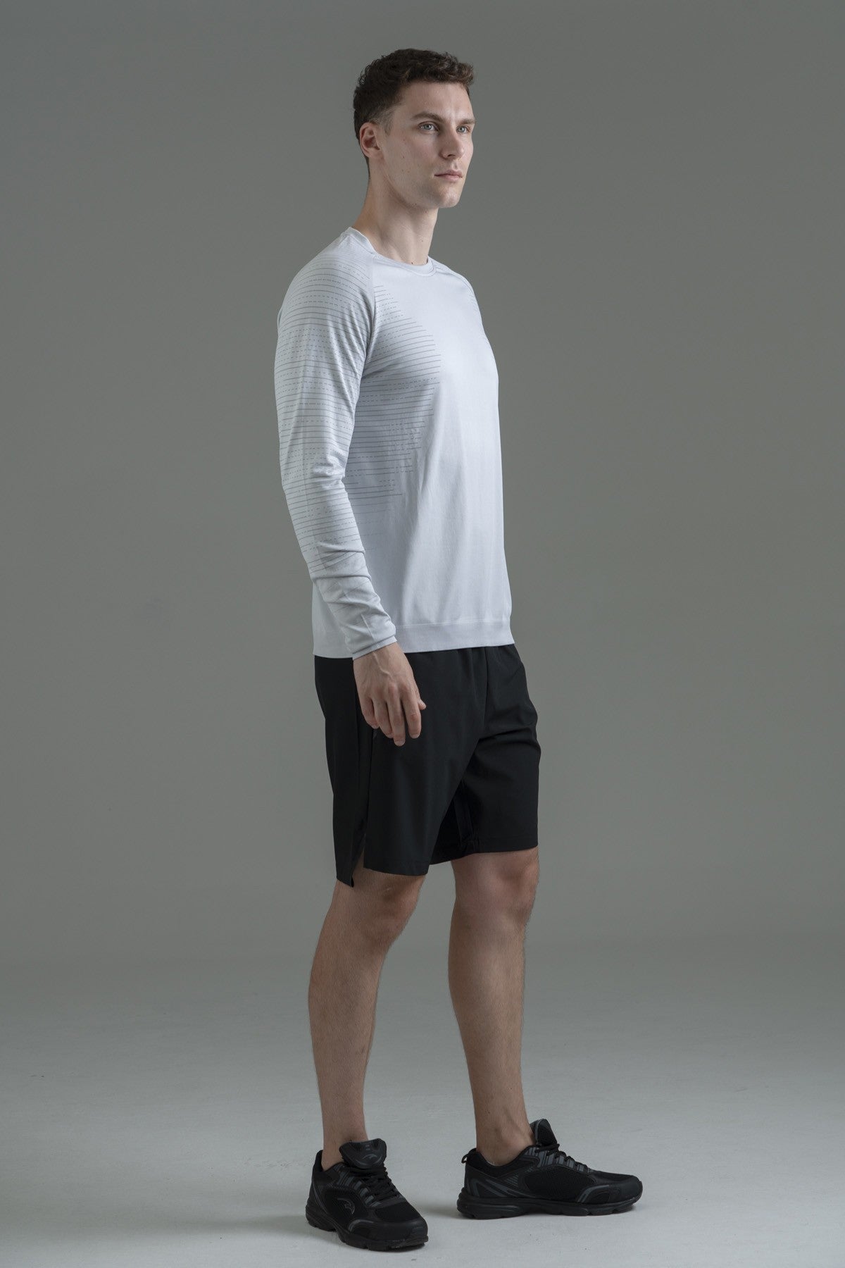 SlimFit Erkek Bisiklet Yaka Beyaz Sweatshirt