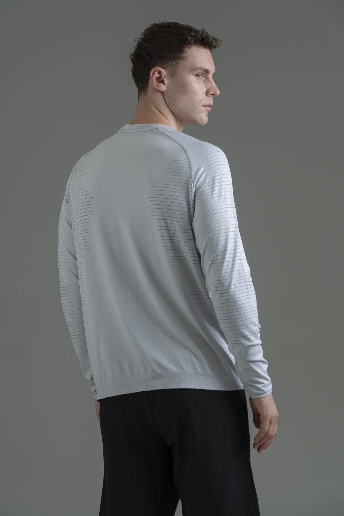 SlimFit Erkek Bisiklet Yaka Beyaz Sweatshirt