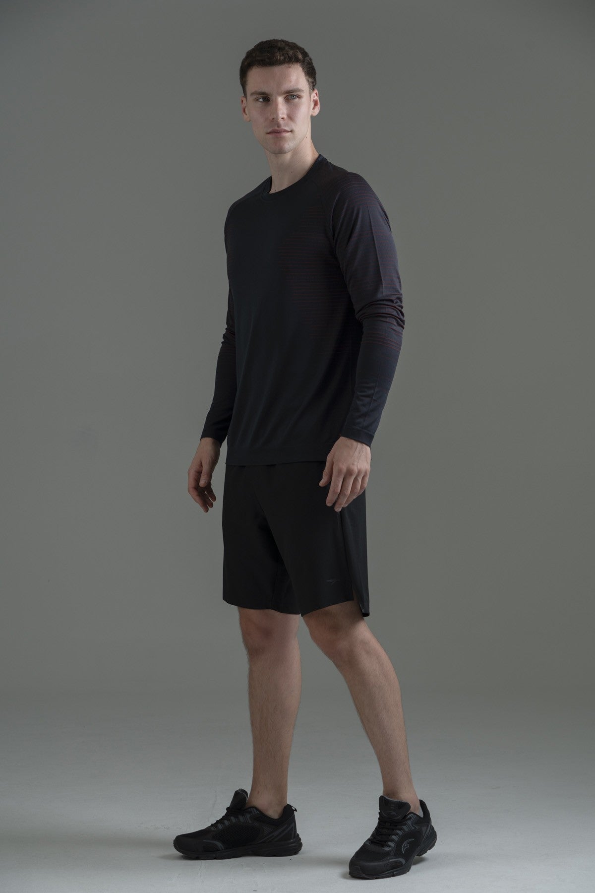 SlimFit Erkek Bisiklet Yaka Siyah Sweatshirt