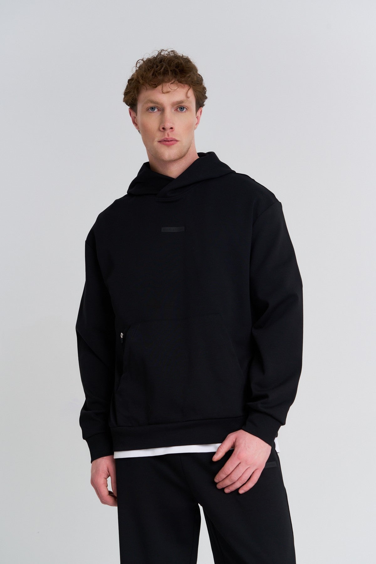 Erkek Kapüşonlu Siyah Sweatshirt