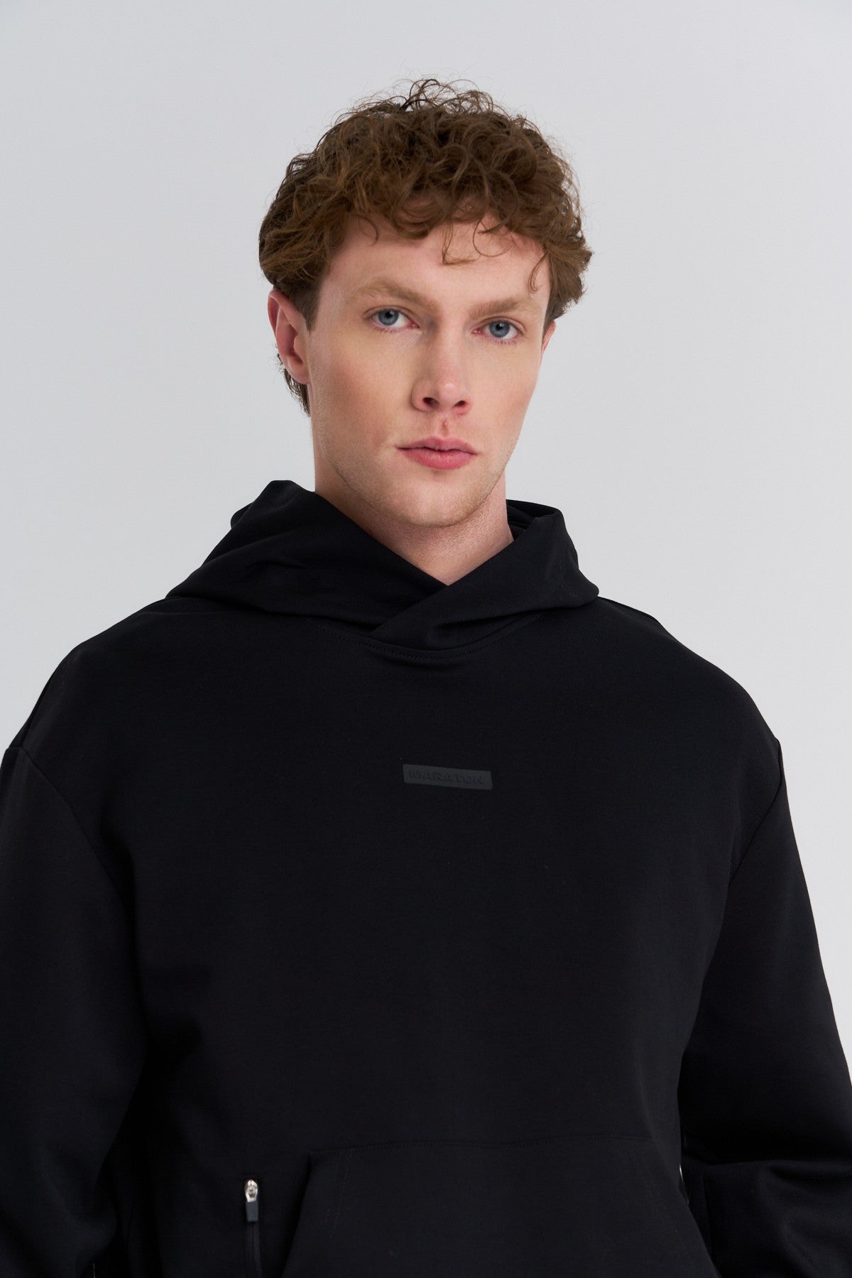 Erkek Kapüşonlu Siyah Sweatshirt