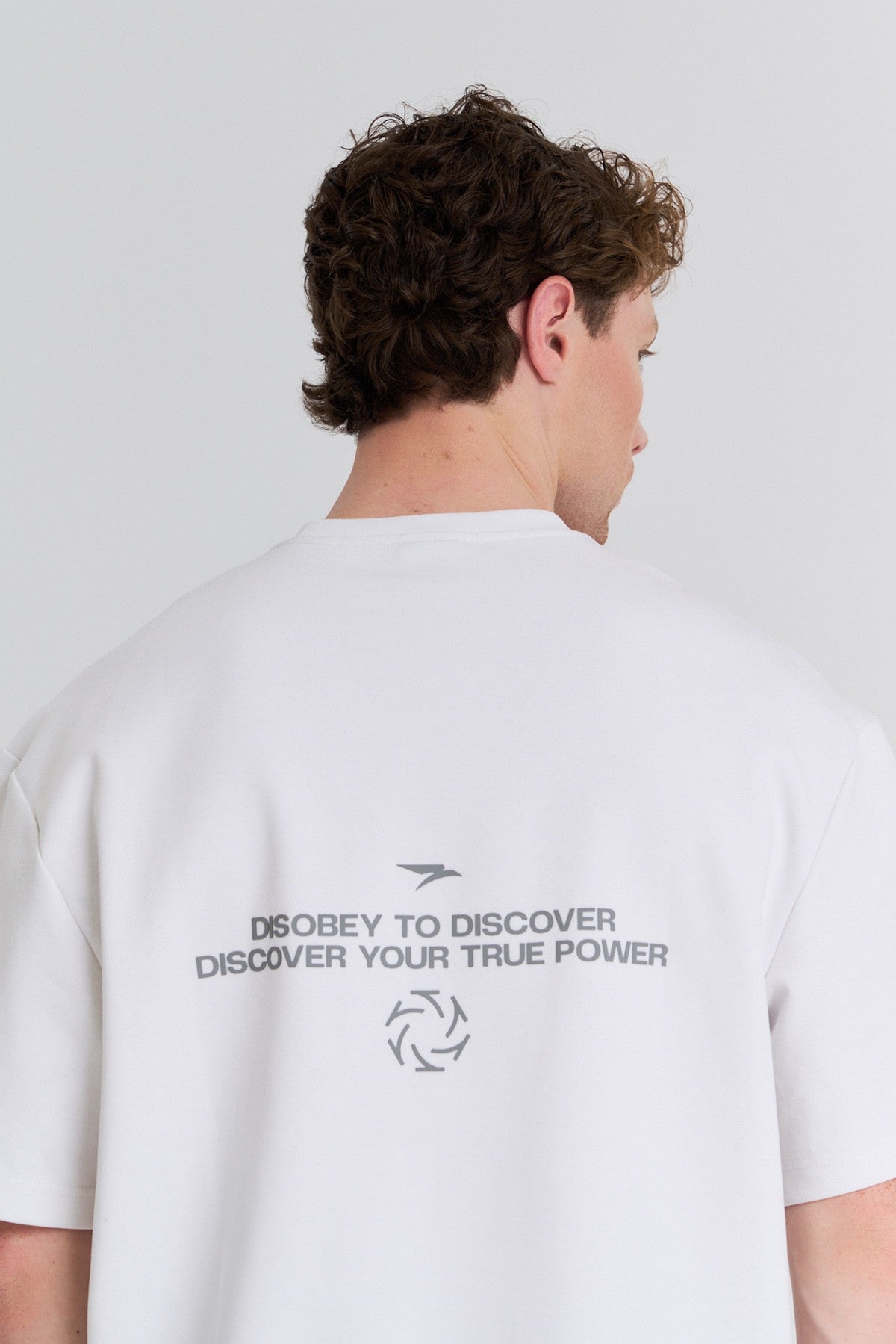 Erkek Bisiklet Yaka Beyaz T-shirt