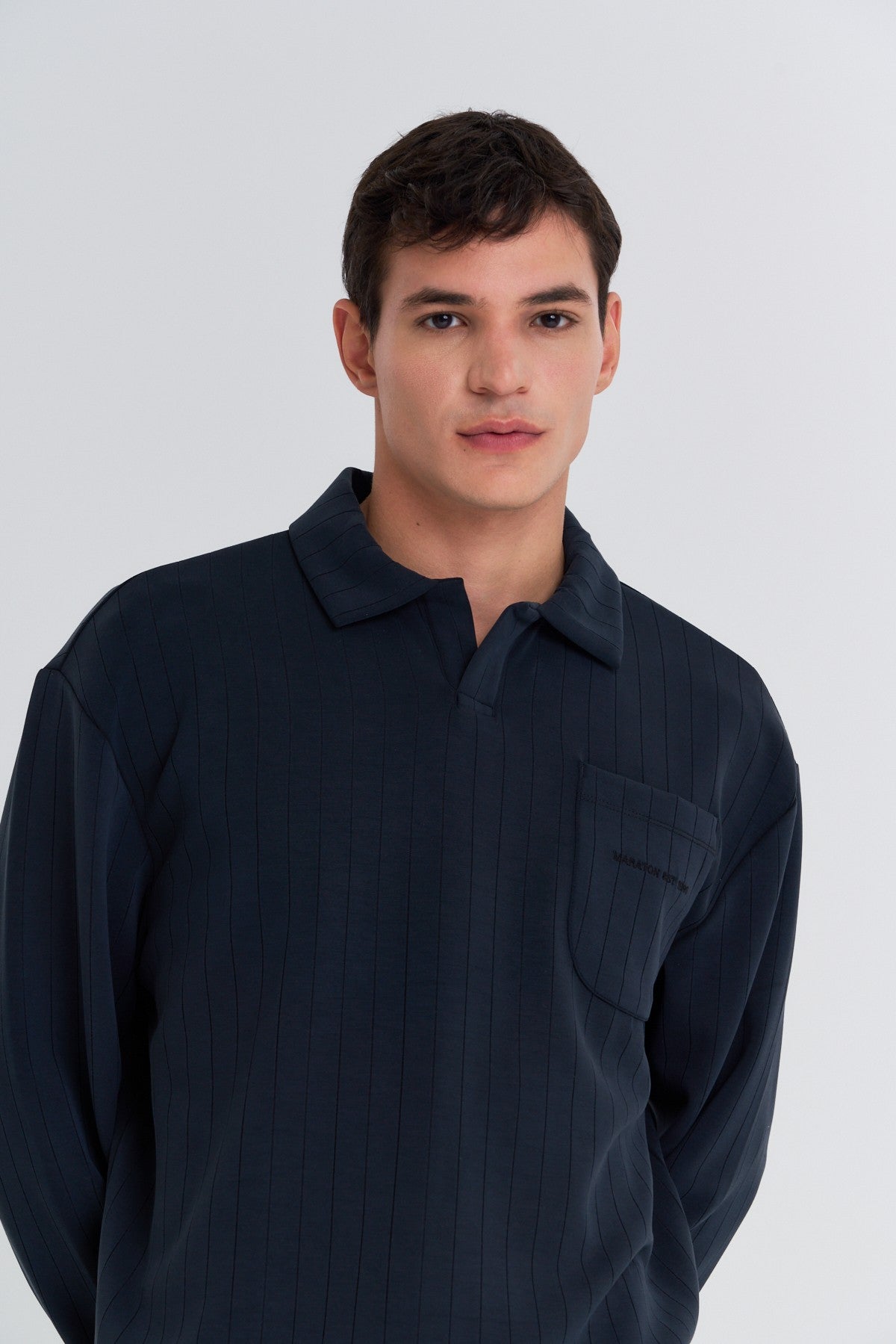 Erkek Polo Yaka Siyah Sweatshirt