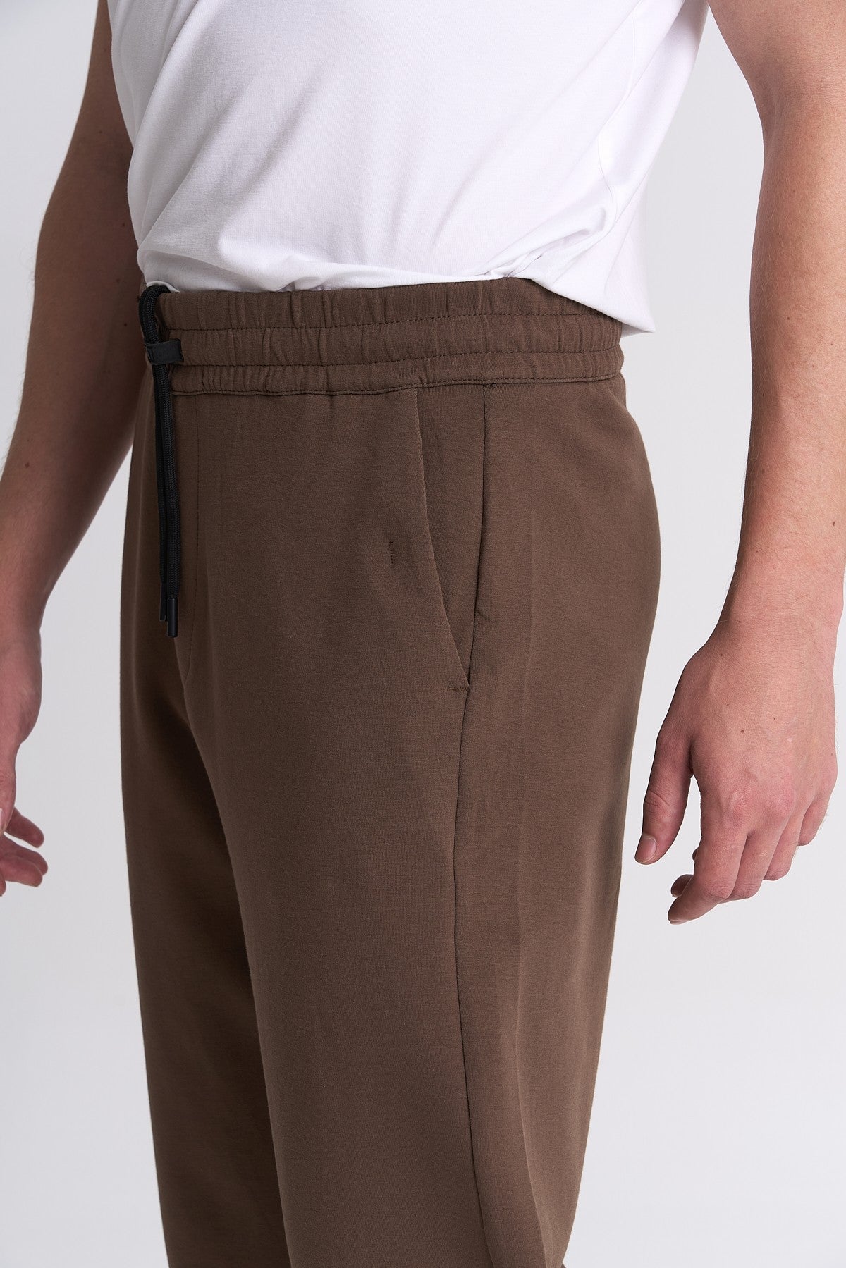 Relax-Fit Erkek Geniş Paça Kahverengi Eşofman Altı