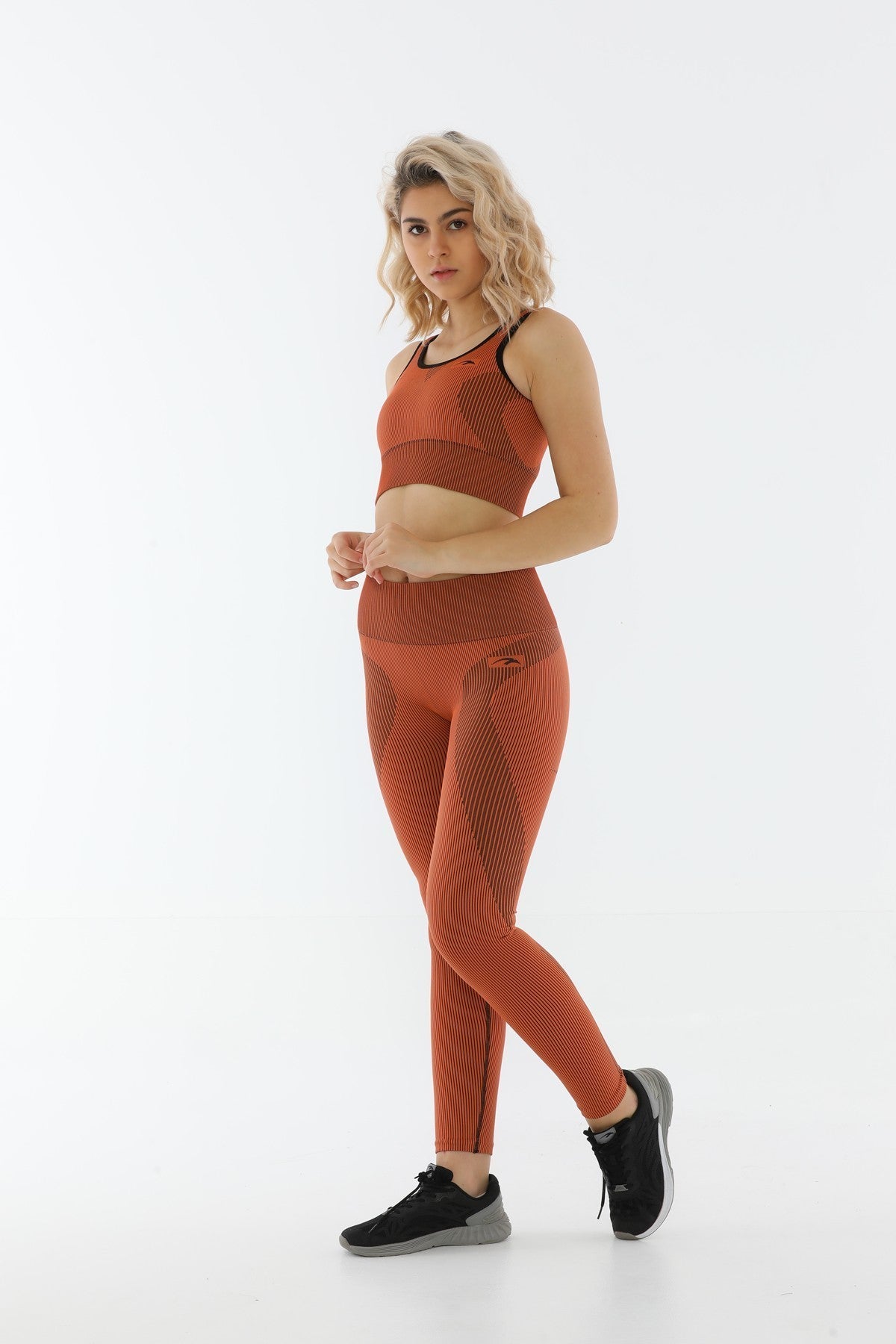 SlimFit Kadın Bisiklet Yaka Kahverengi Bra