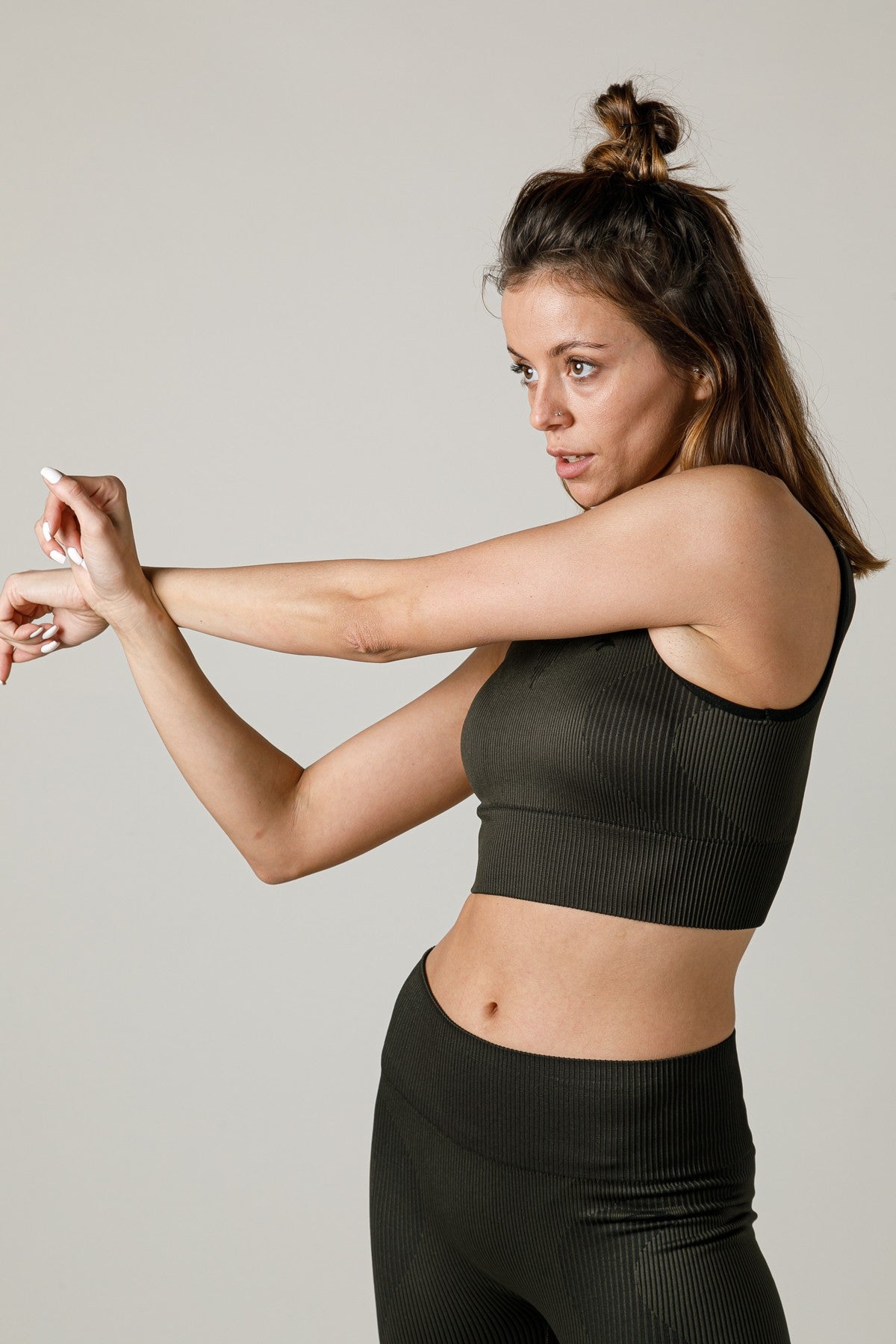 SlimFit Kadın Bisiklet Yaka Haki Bra