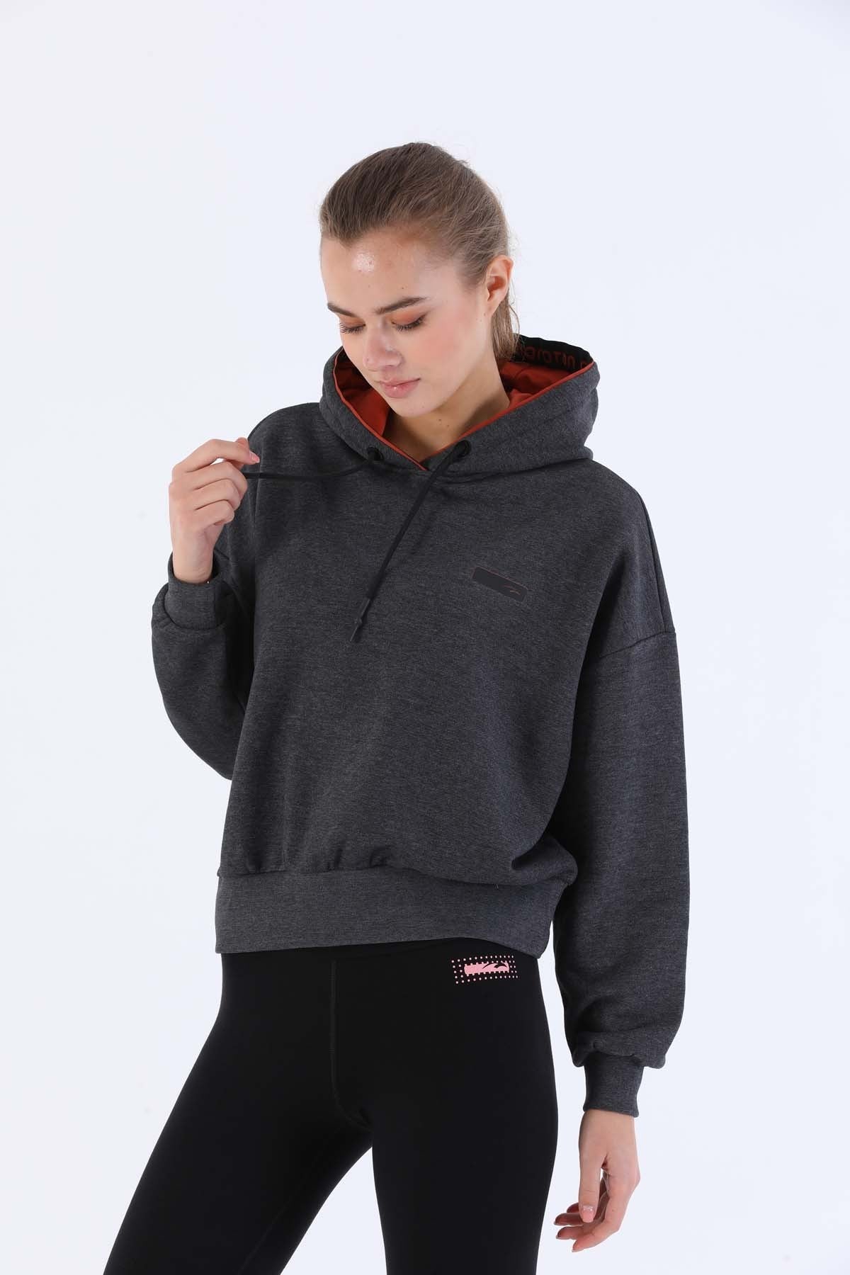 Oversize Kadın Kapüşonlu Siyah Sweatshirt