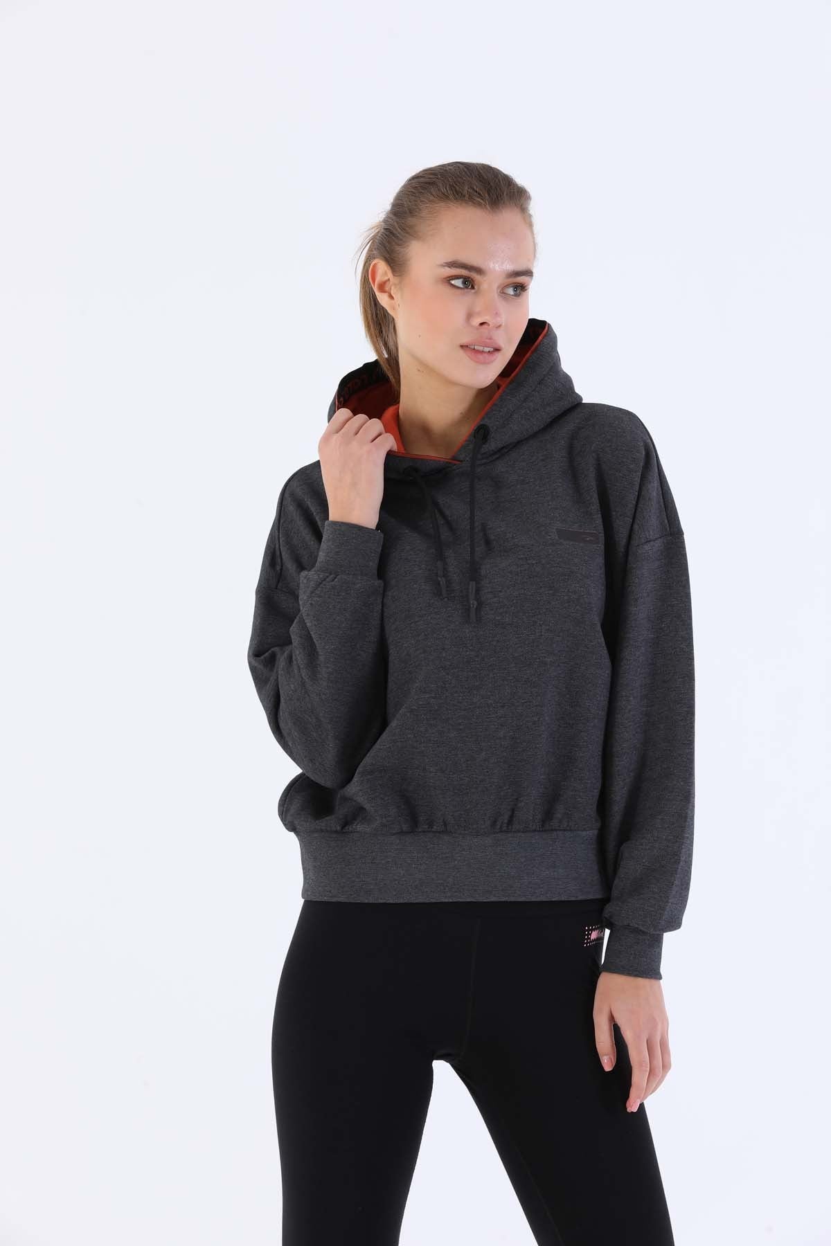 Oversize Kadın Kapüşonlu Siyah Sweatshirt