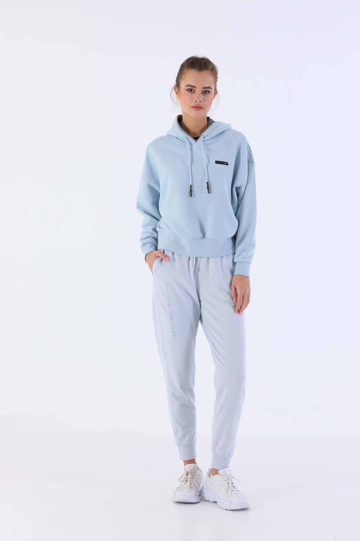 Oversize Kadın Kapüşonlu Açık Mavi Sweatshirt