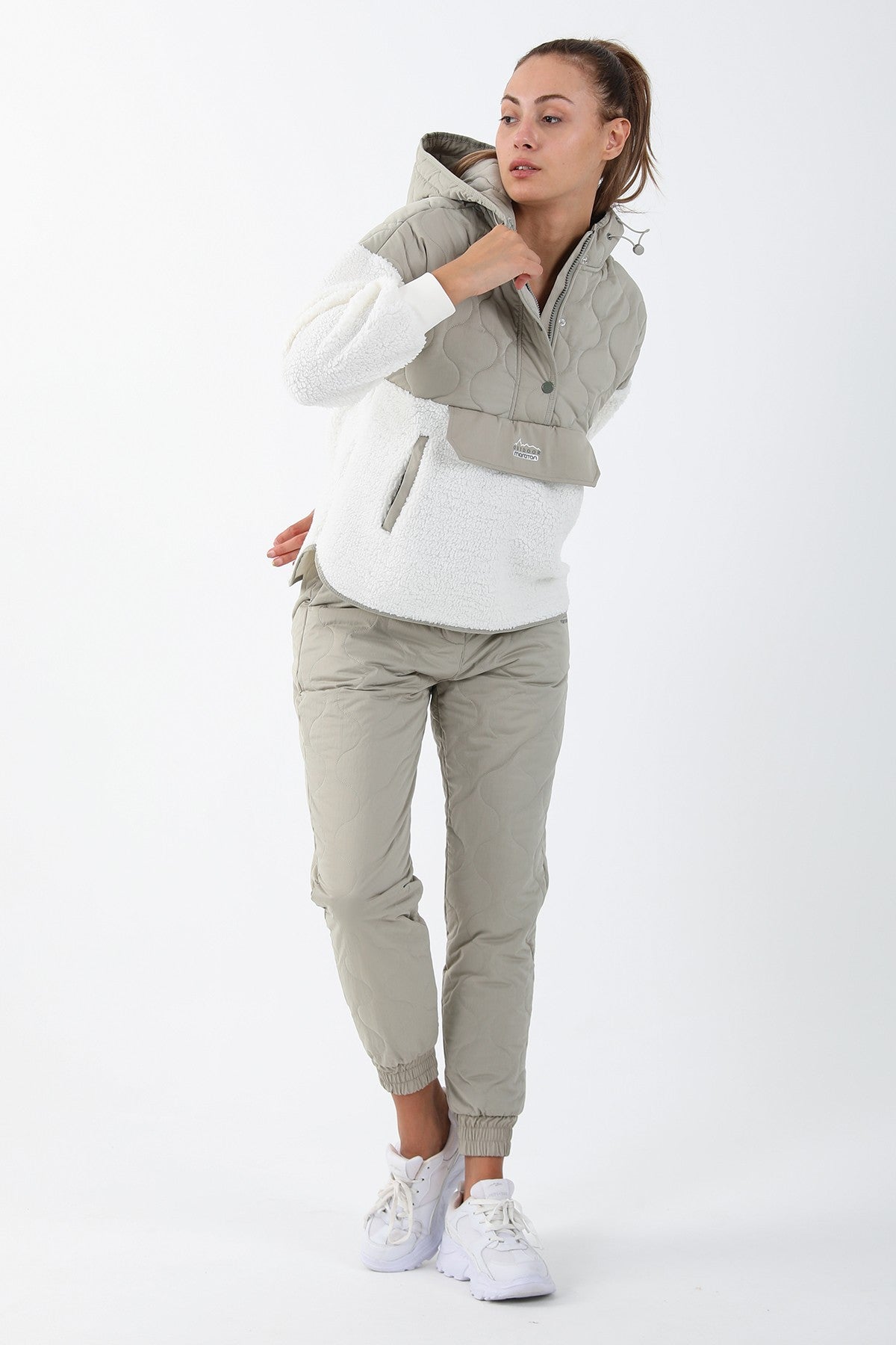 Comfort Kadın Kapüşonlu Ekru Sweatshirt