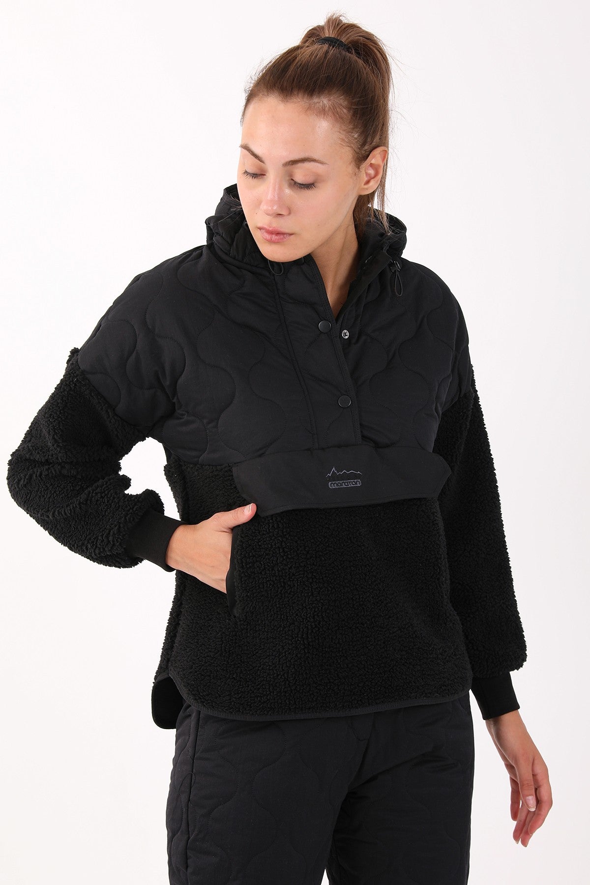Comfort Kadın Kapüşonlu Siyah Sweatshirt