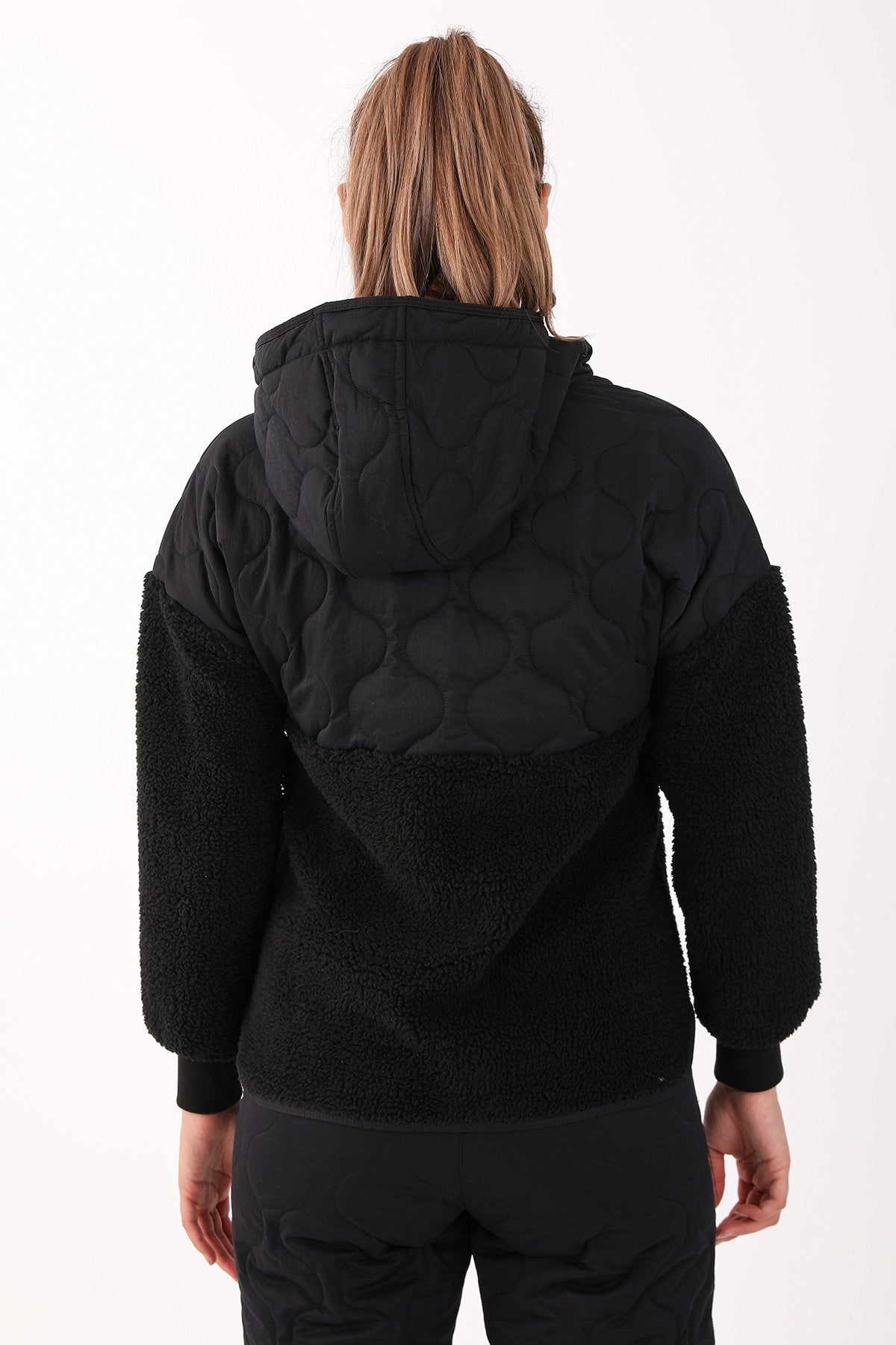 Comfort Kadın Kapüşonlu Siyah Sweatshirt