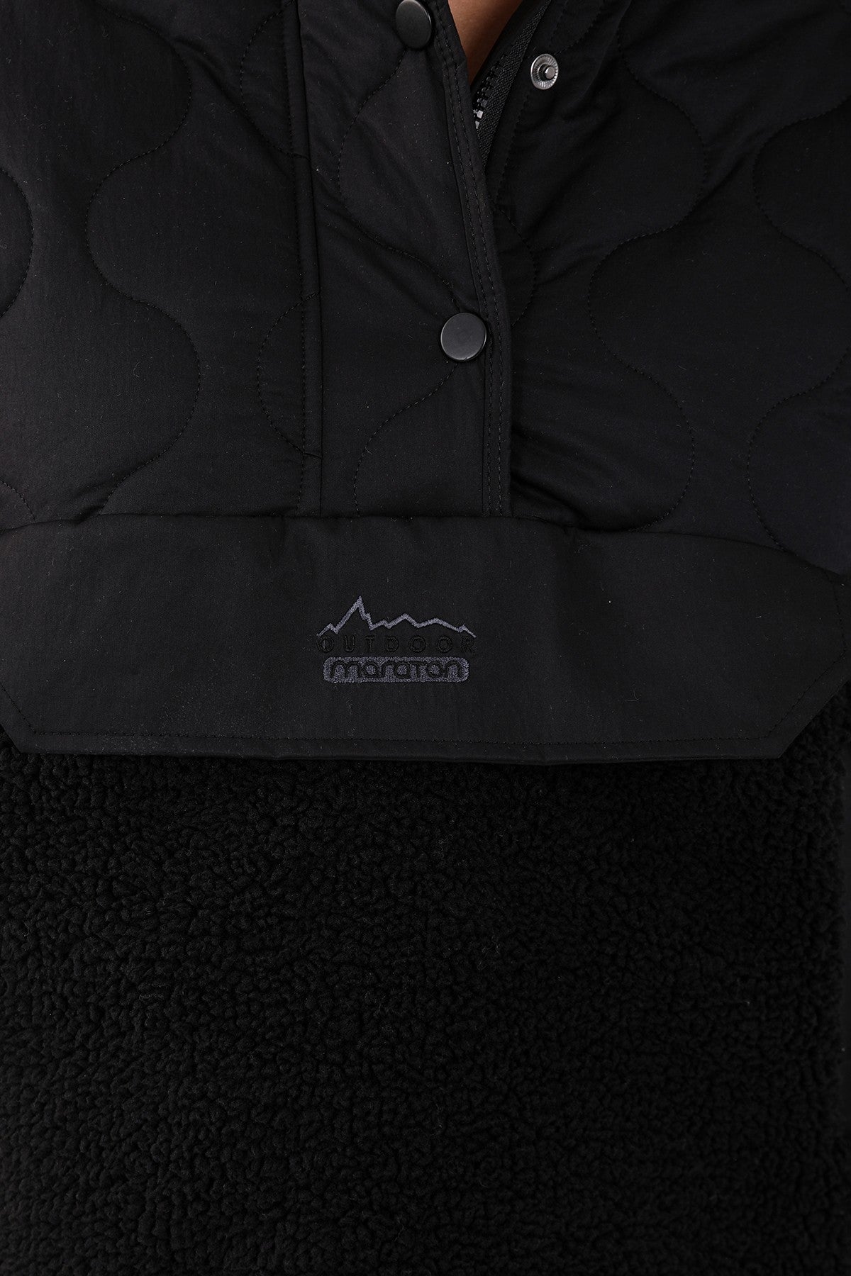 Comfort Kadın Kapüşonlu Siyah Sweatshirt