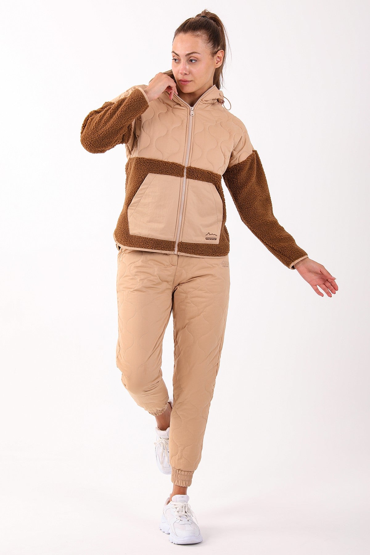 Comfort Kadın Dönüşlü Paça Bej Pantolon