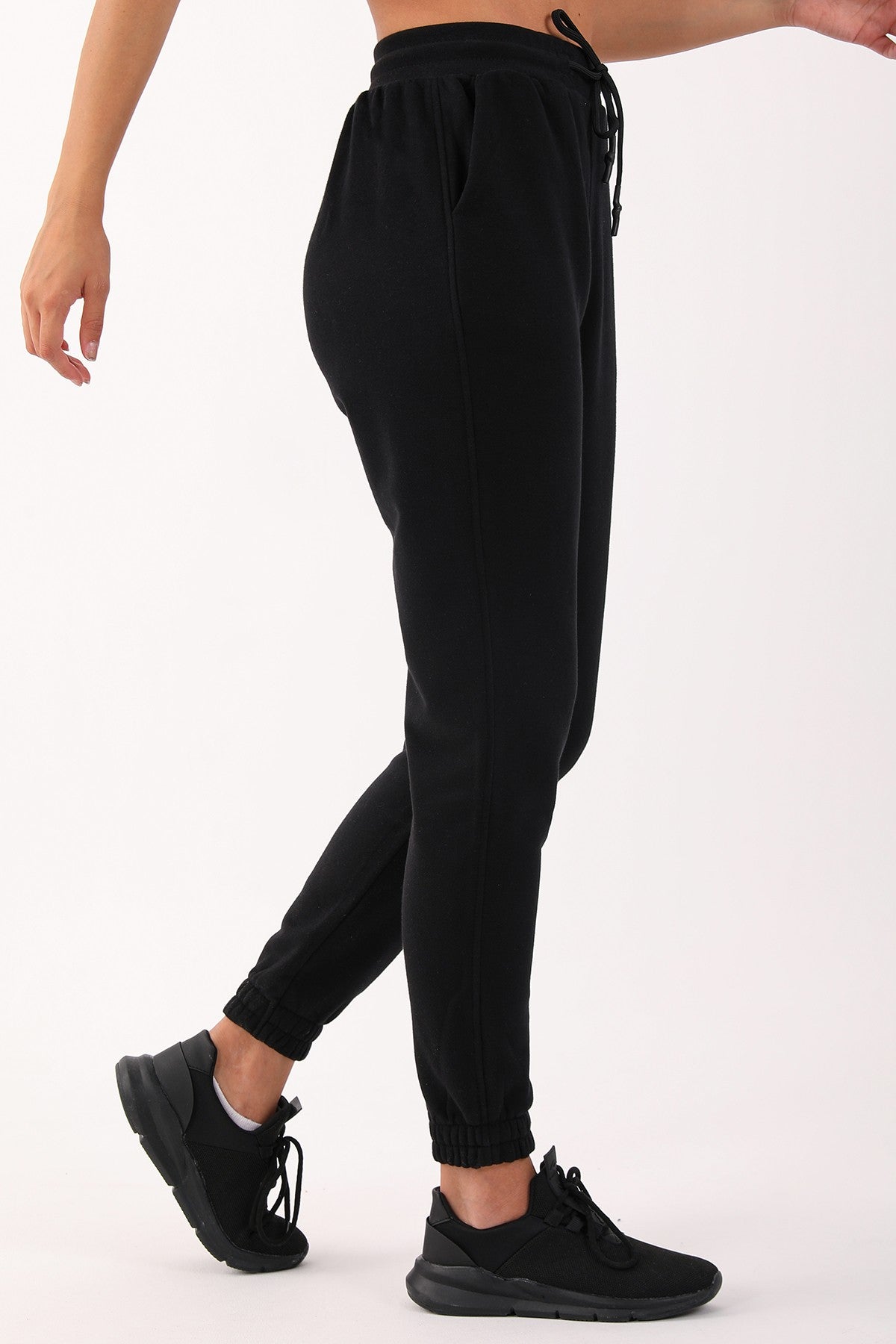 Comfort Kadın Lastik Paça Siyah Pantolon