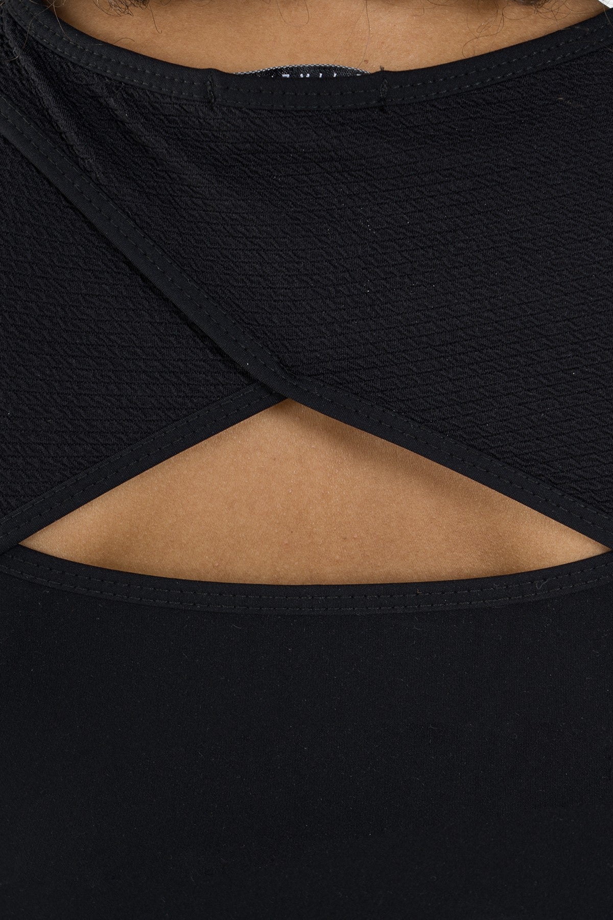 SlimFit Kadın Bisiklet Yaka Siyah Crop Top