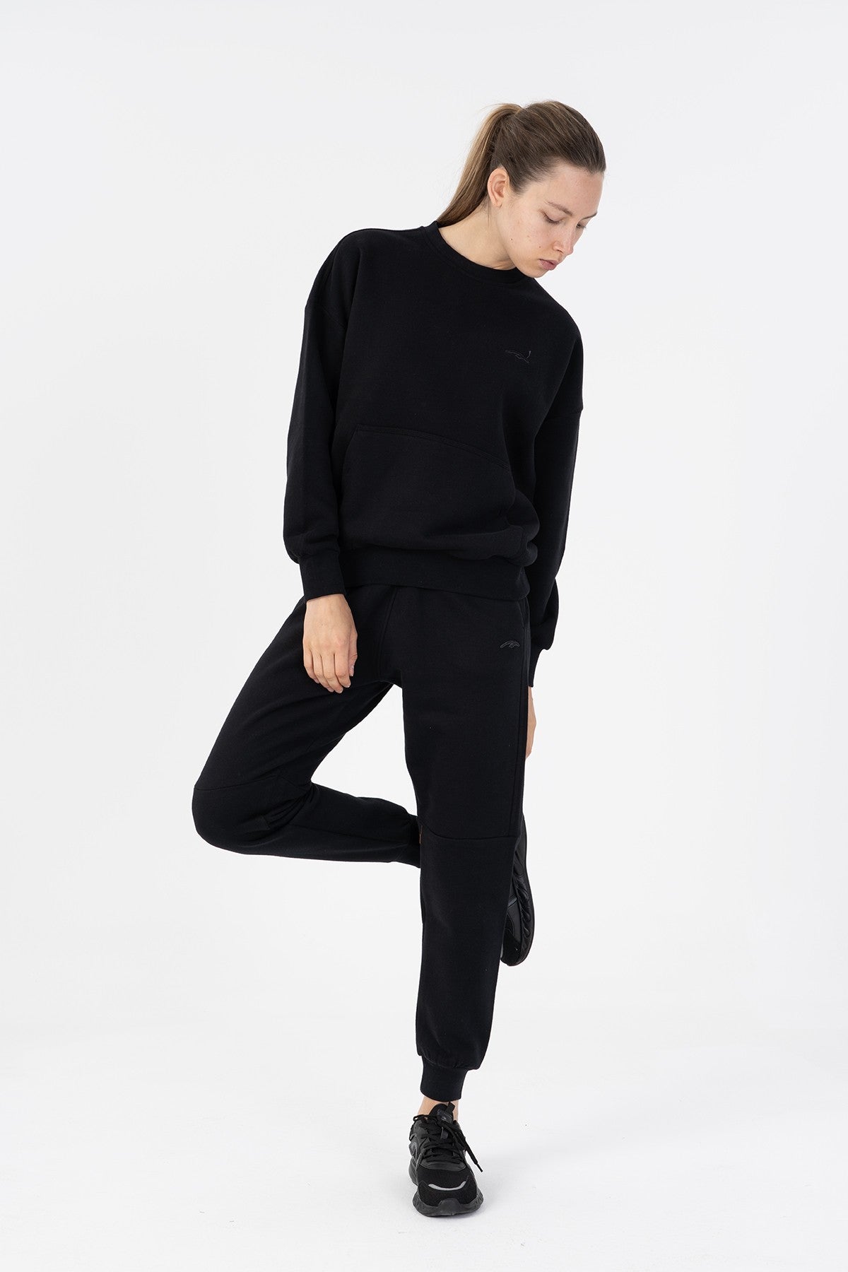 Oversize Kadın Bisiklet Yaka Siyah Sweatshirt