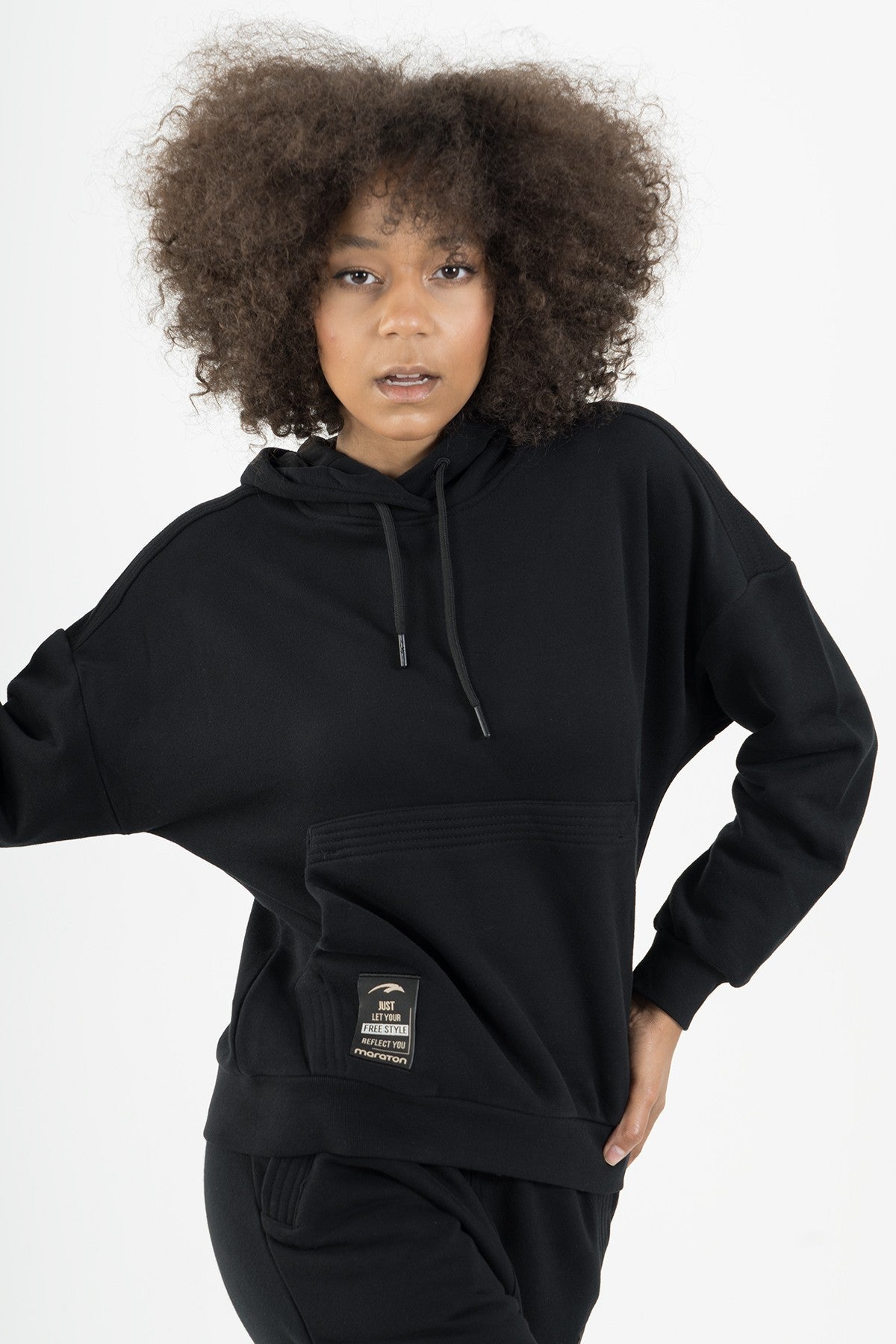 Comfort Kadın Kapüşonlu Siyah Sweatshirt