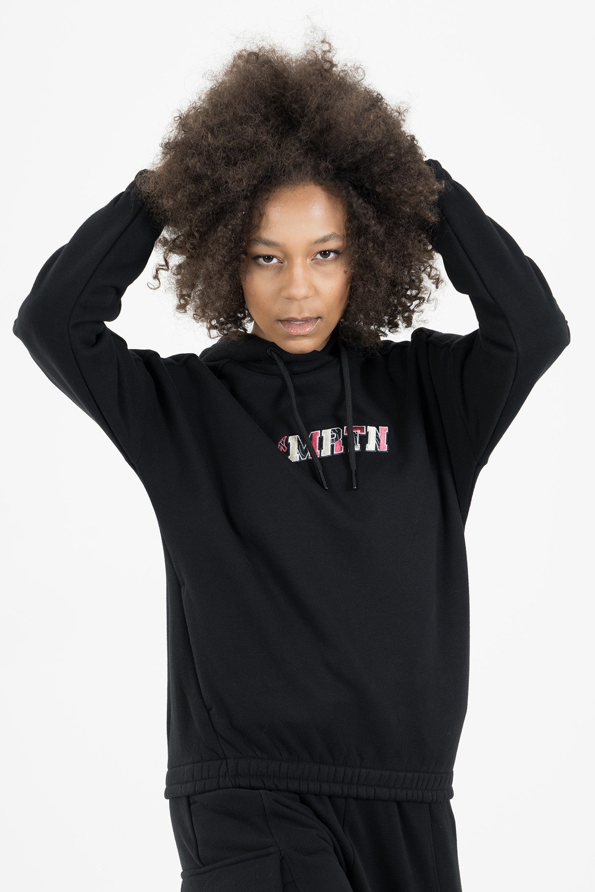 Comfort Kadın Kapüşonlu Siyah Sweatshirt
